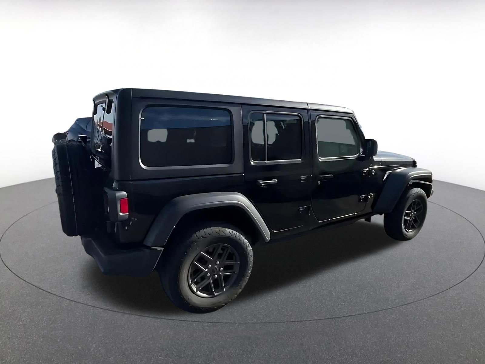 Thumbnail: 2025 Jeep Wrangler - 11