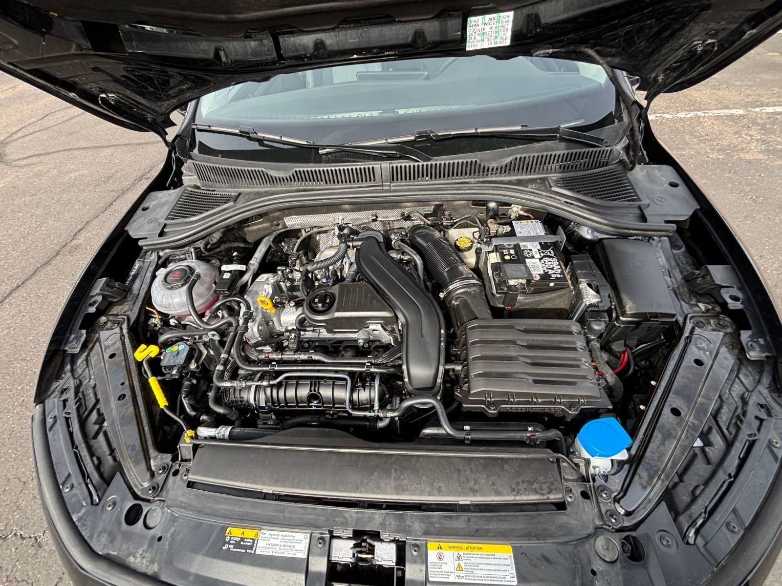 Thumbnail: 2025 Volkswagen Jetta - 32