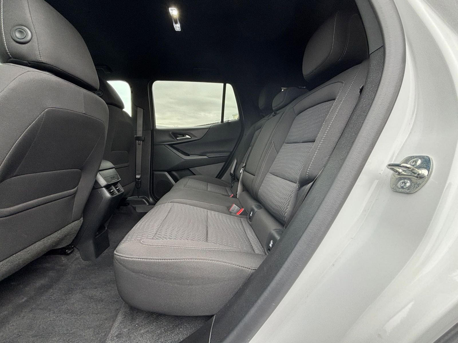 Thumbnail: 2025 Chevrolet Equinox - 25