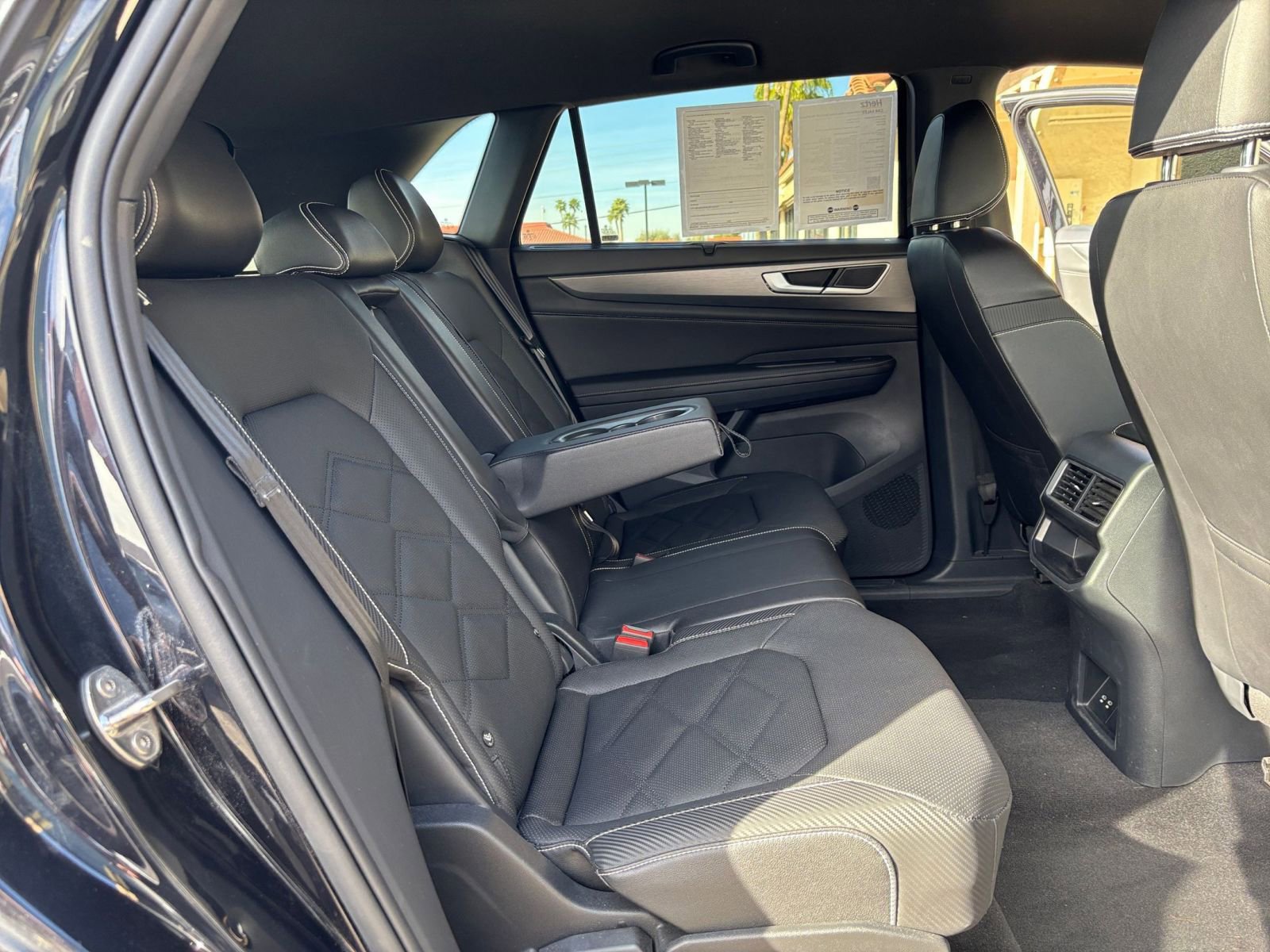 Thumbnail: 2025 Volkswagen Atlas - 28