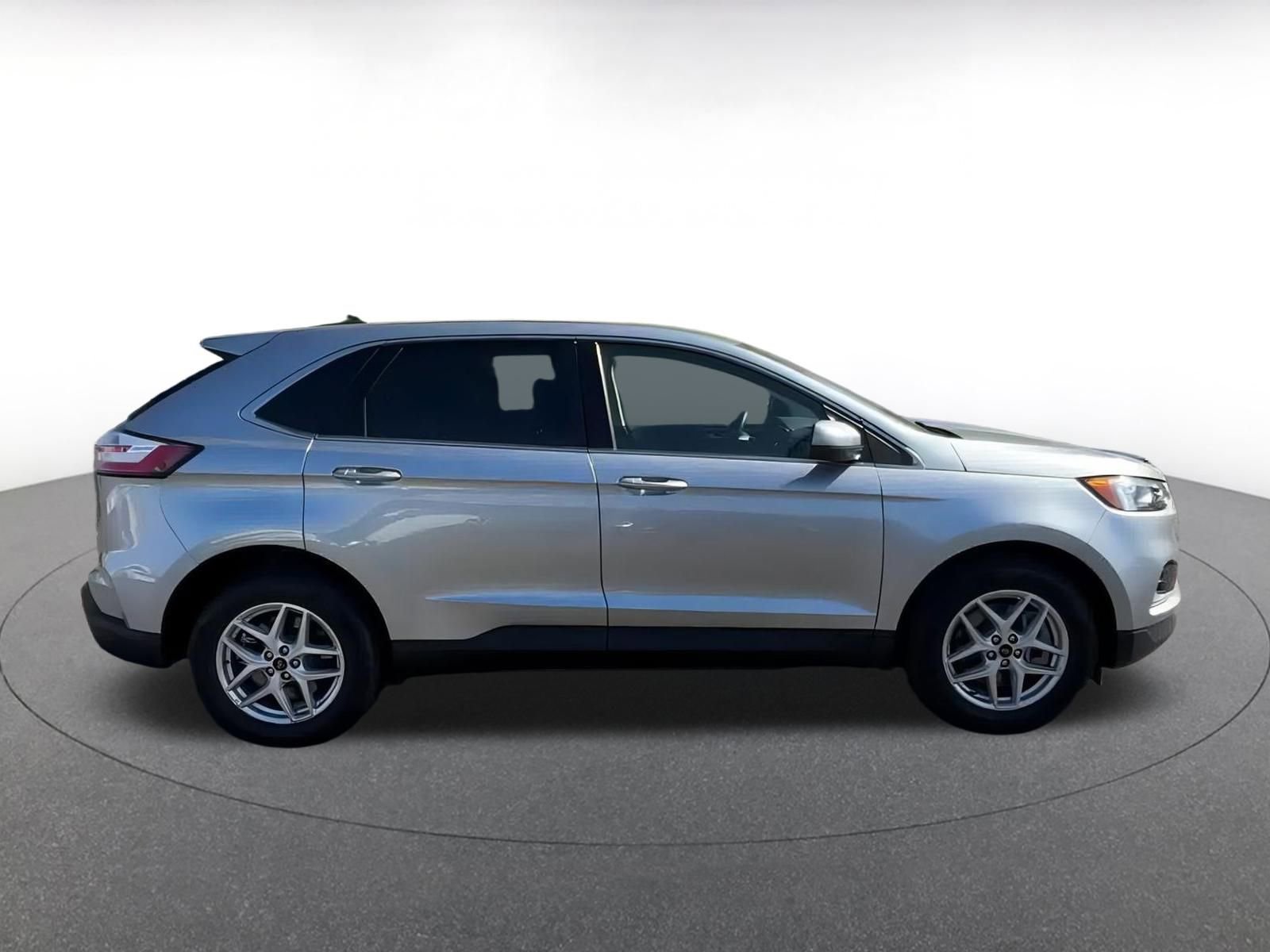 Thumbnail: 2024 Ford Edge - 16