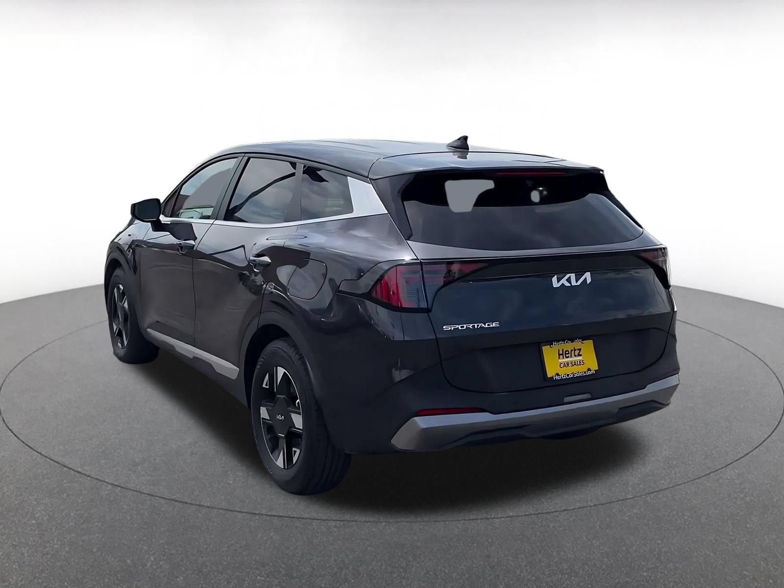Thumbnail: 2026 Kia Sportage - 10