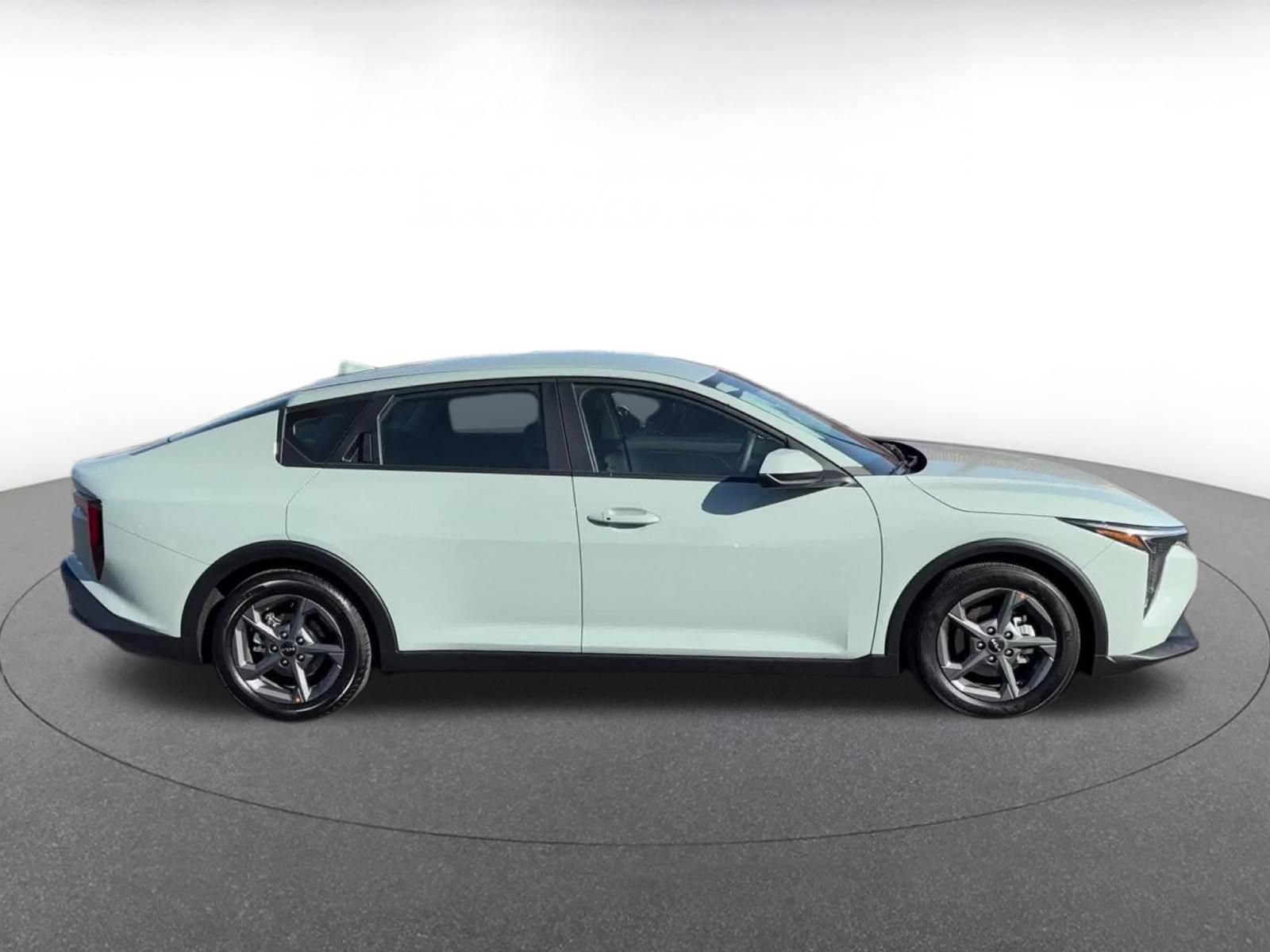 Thumbnail: 2026 Kia K4 - 16