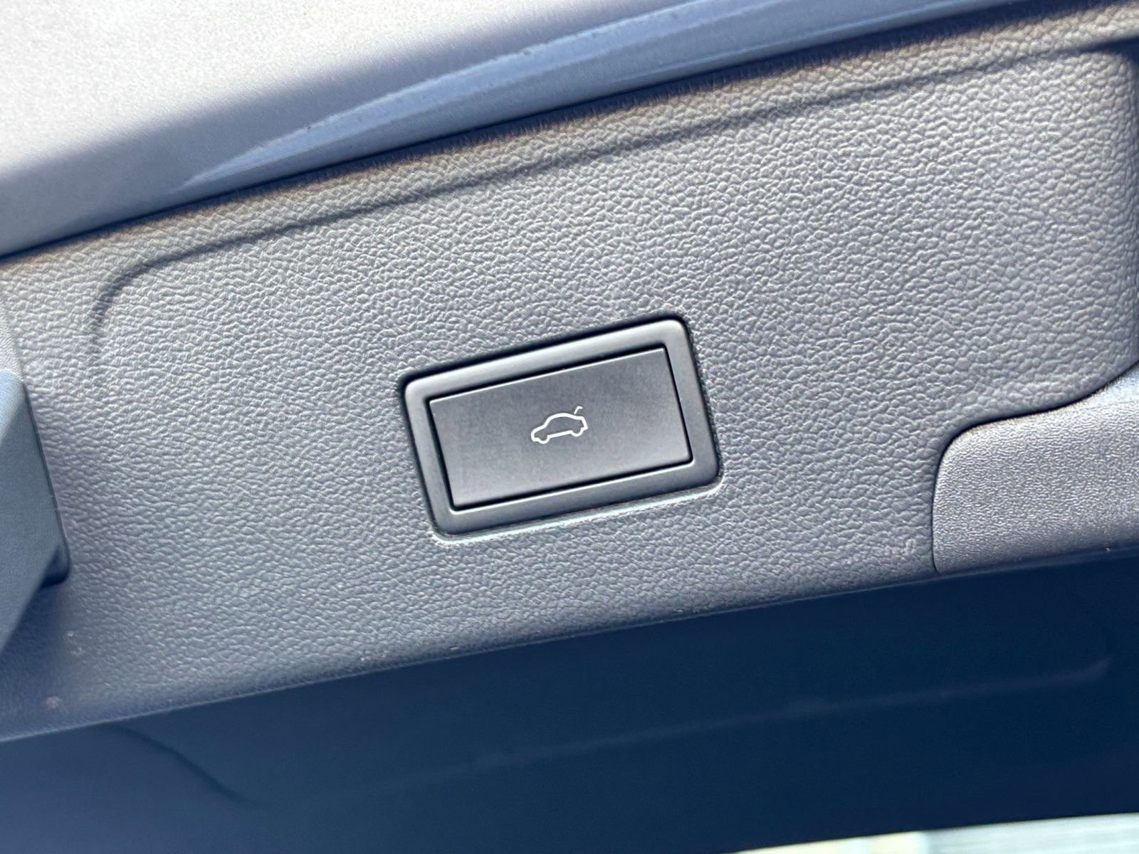 Thumbnail: 2025 Volkswagen Atlas - 23