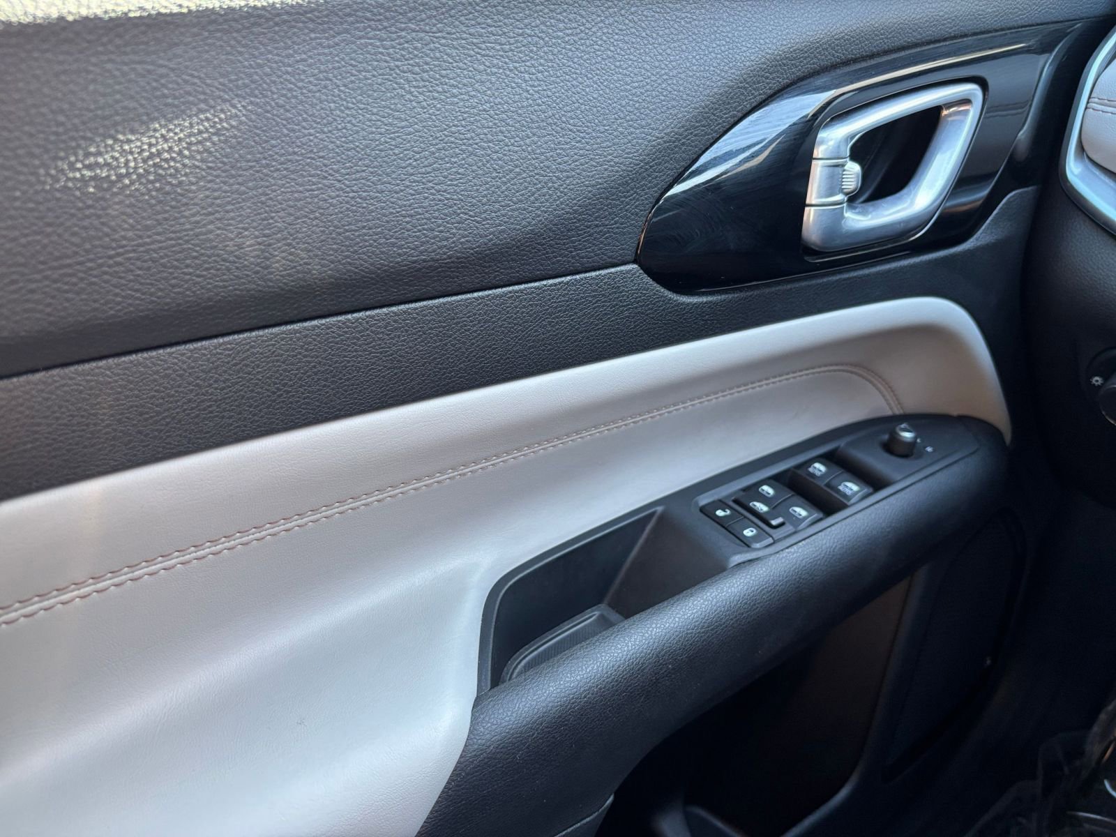 Thumbnail: 2025 Jeep Compass - 18