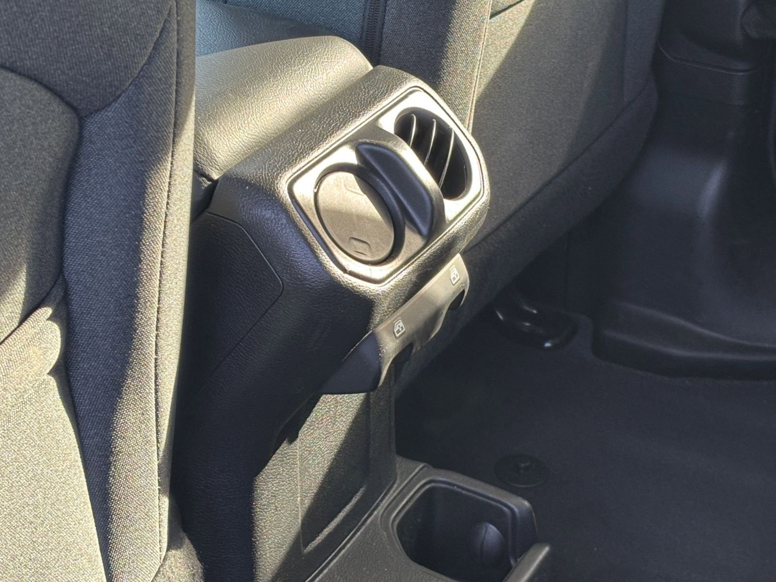 Thumbnail: 2025 Jeep Wrangler - 22