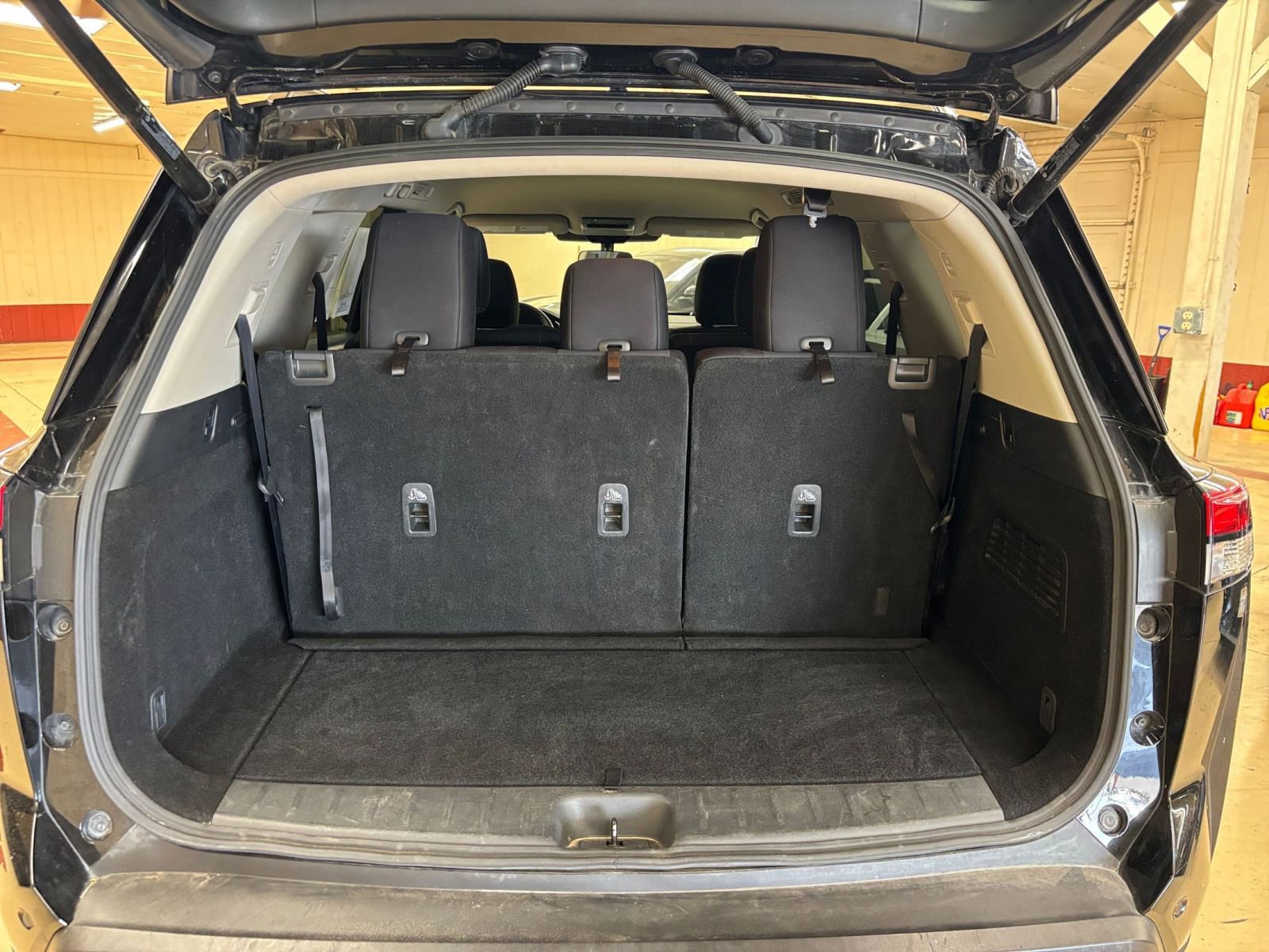 Thumbnail: 2025 Nissan Pathfinder - 34