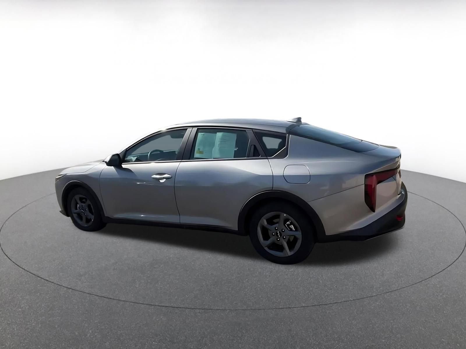 Thumbnail: 2025 Kia K4 - 10