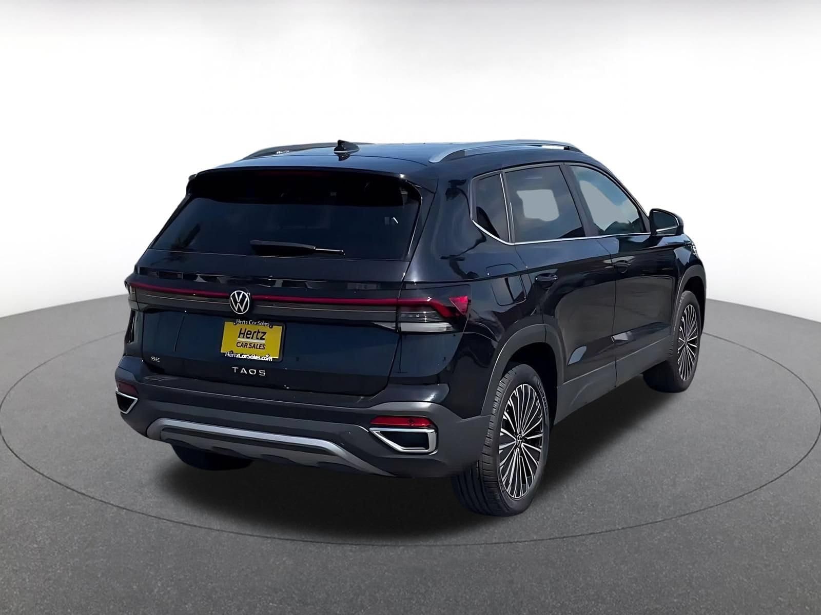 Thumbnail: 2026 Volkswagen Taos - 11