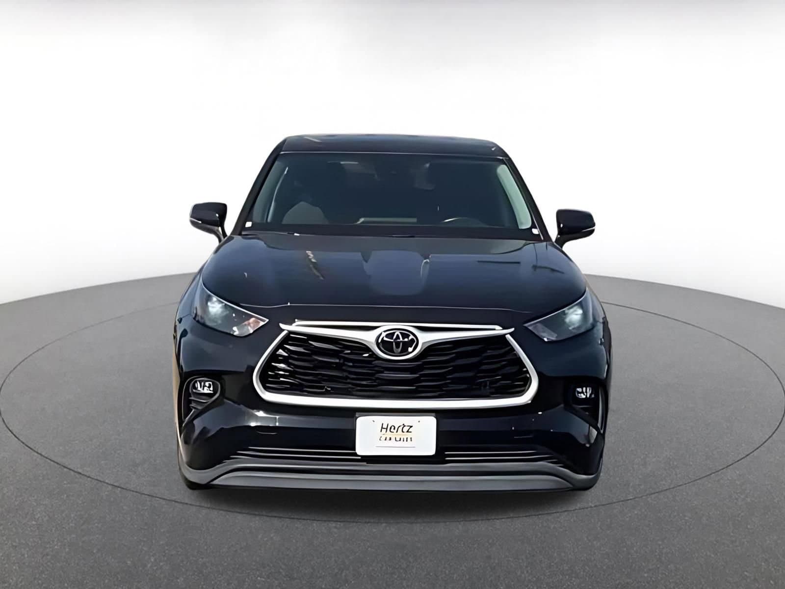 Thumbnail: 2025 Toyota Highlander - 4