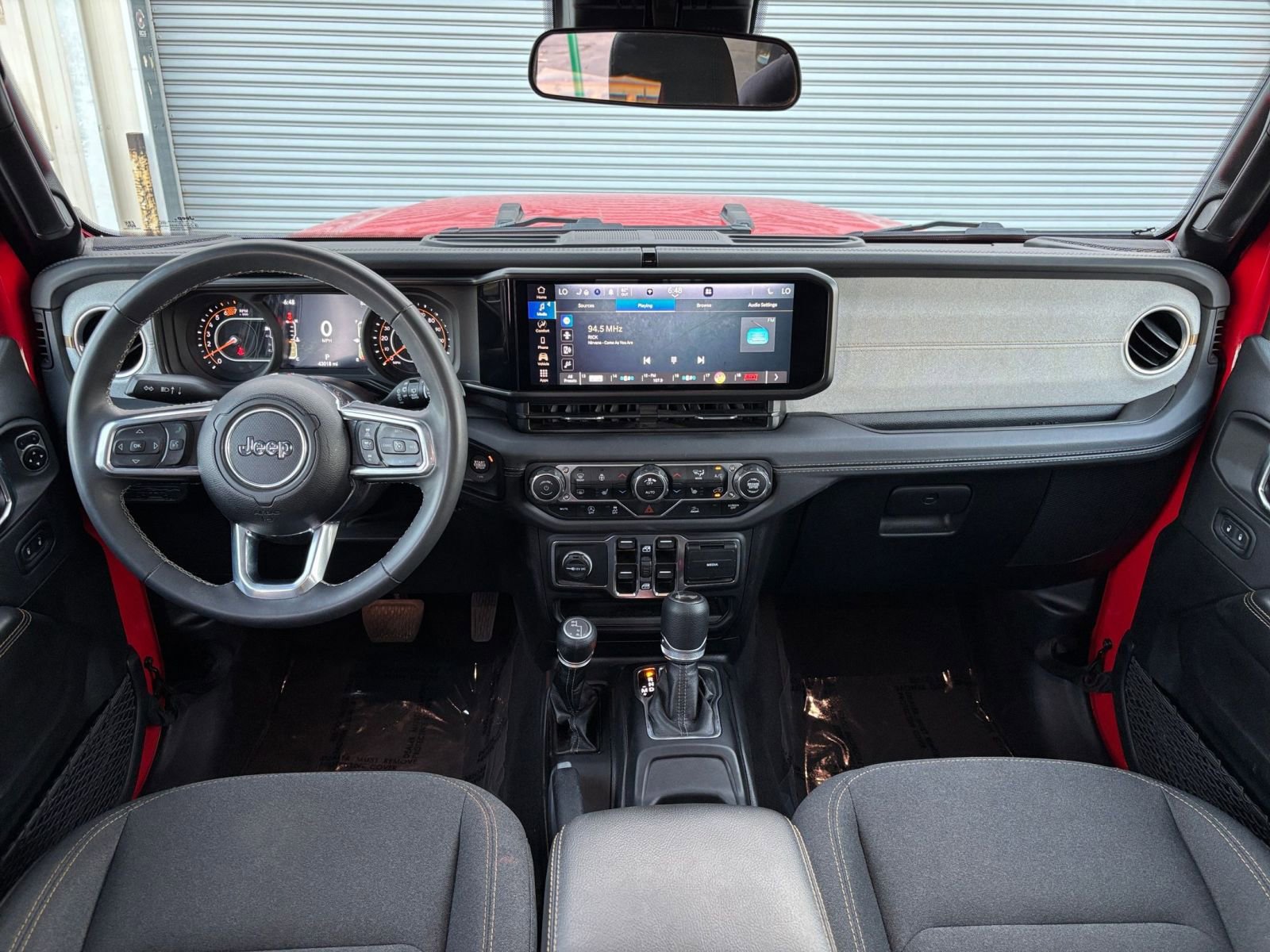 Thumbnail: 2025 Jeep Wrangler - 33