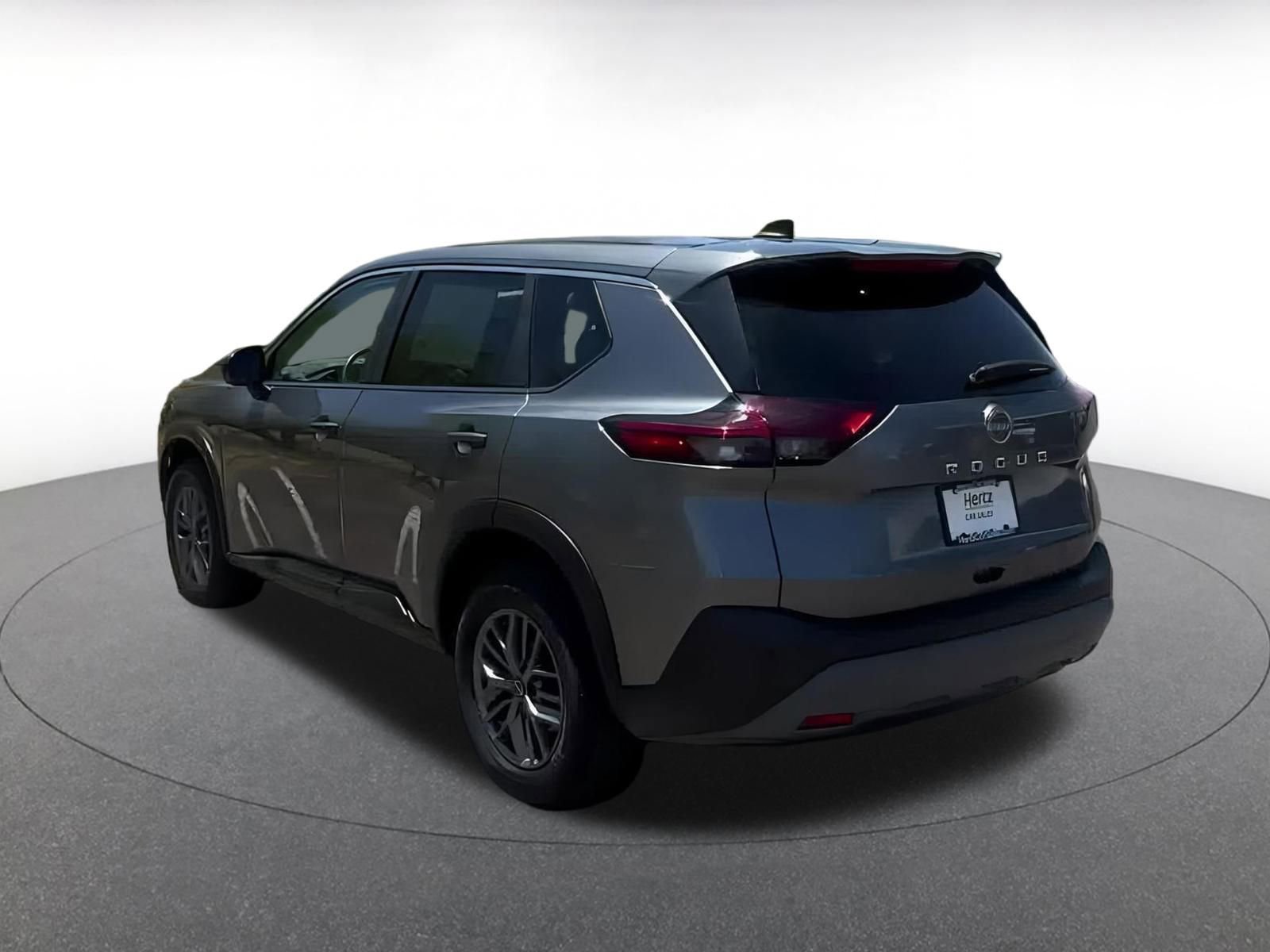 Thumbnail: 2023 Nissan Rogue - 10