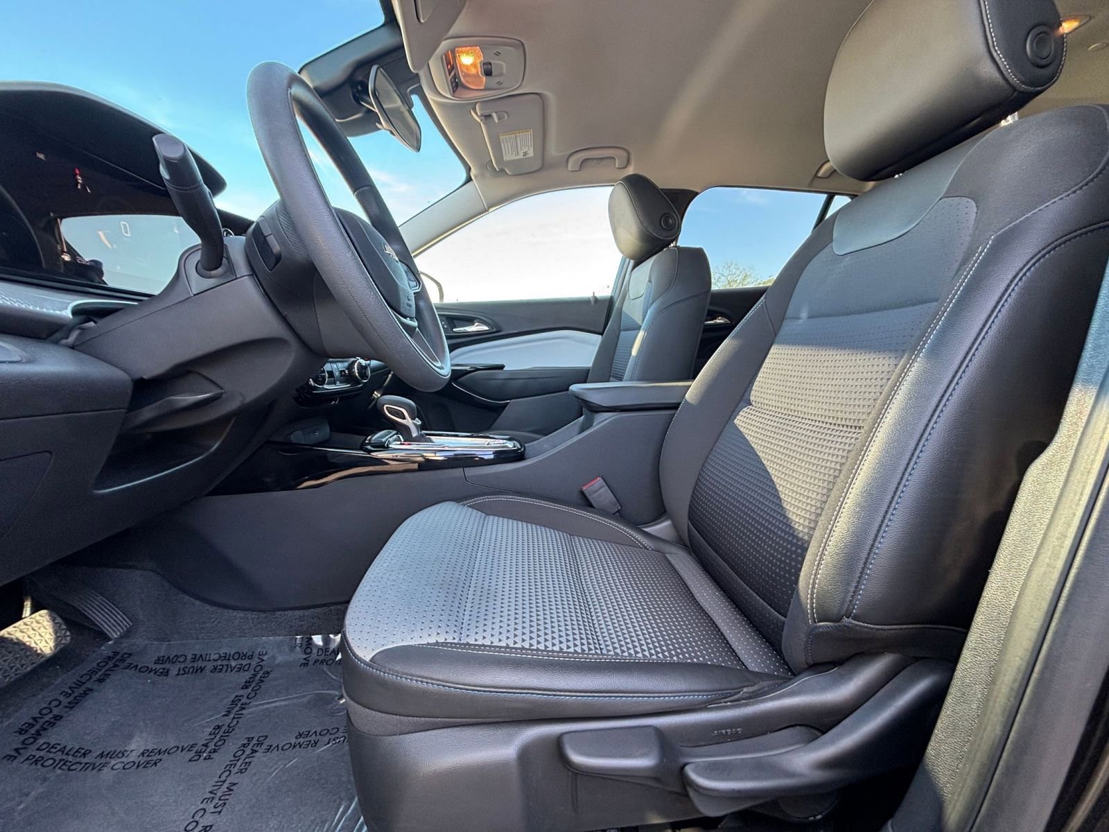 Thumbnail: 2025 Chevrolet Trax - 24