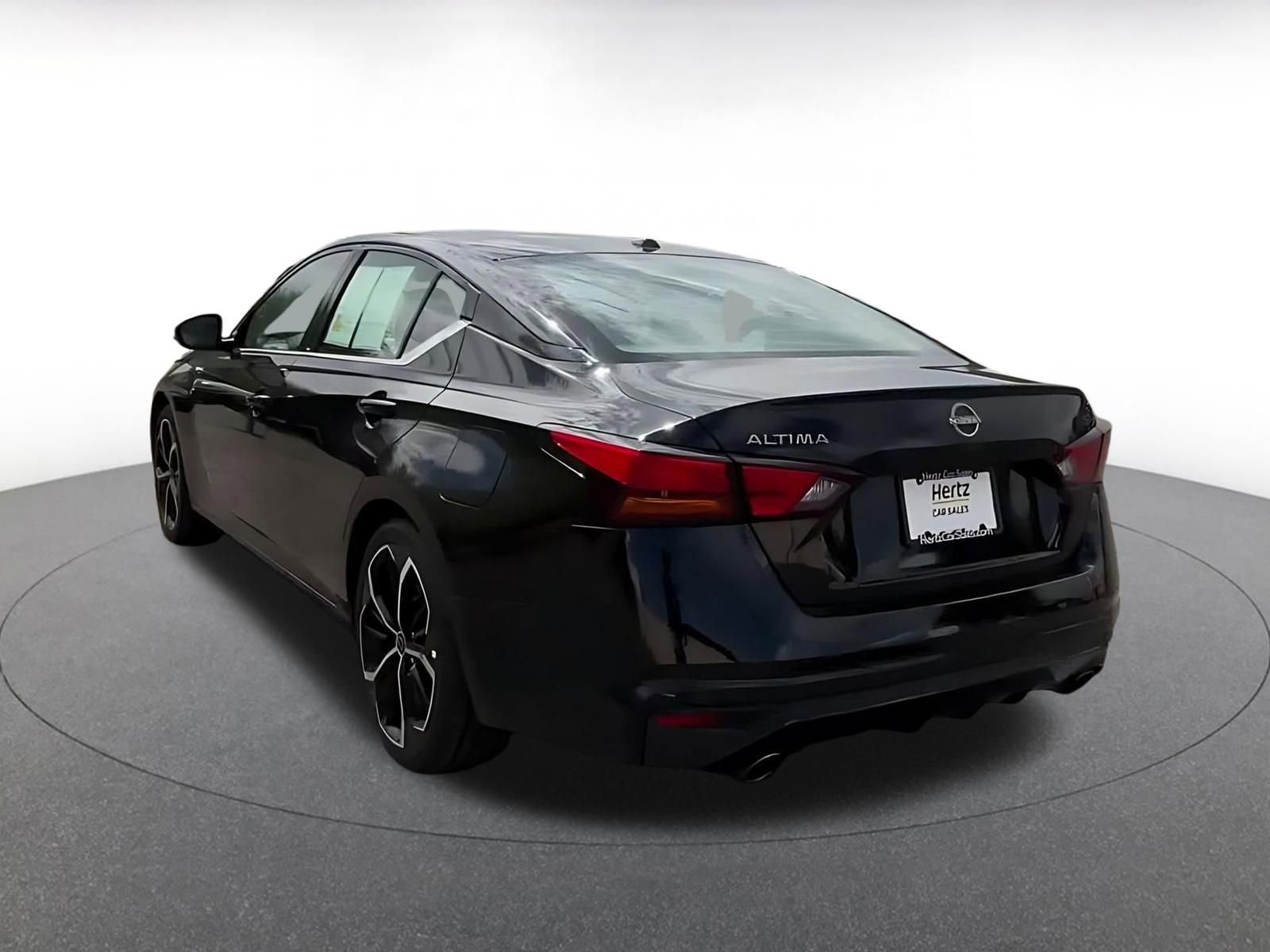 Thumbnail: 2025 Nissan Altima - 11