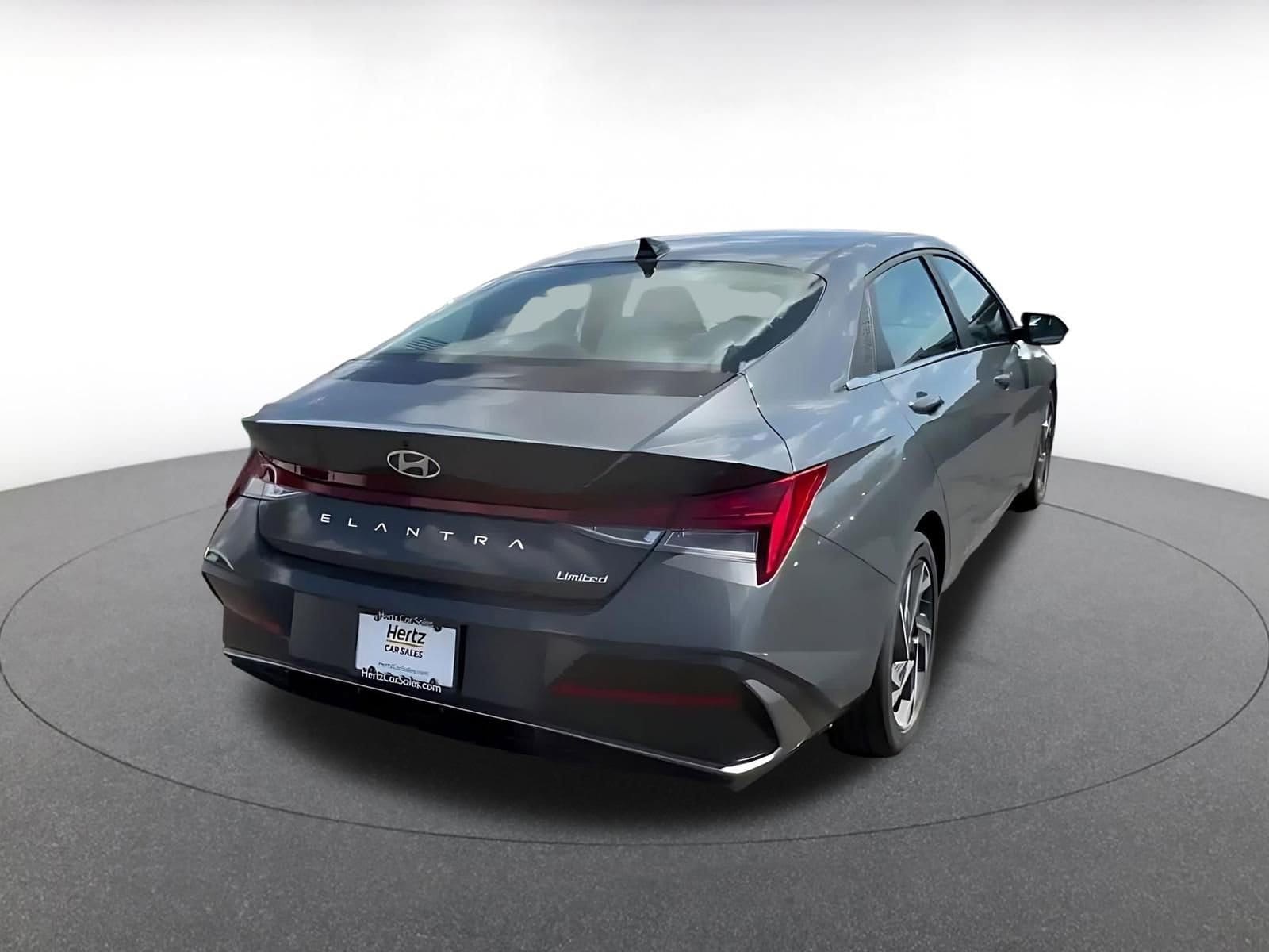 Thumbnail: 2025 Hyundai Elantra - 14