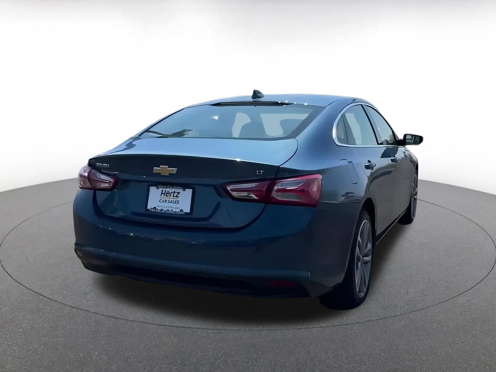 Thumbnail: 2024 Chevrolet Malibu - 12