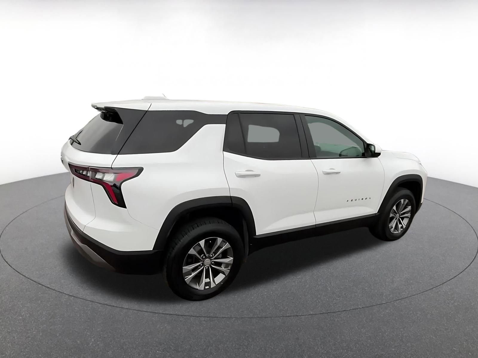 Thumbnail: 2025 Chevrolet Equinox - 15