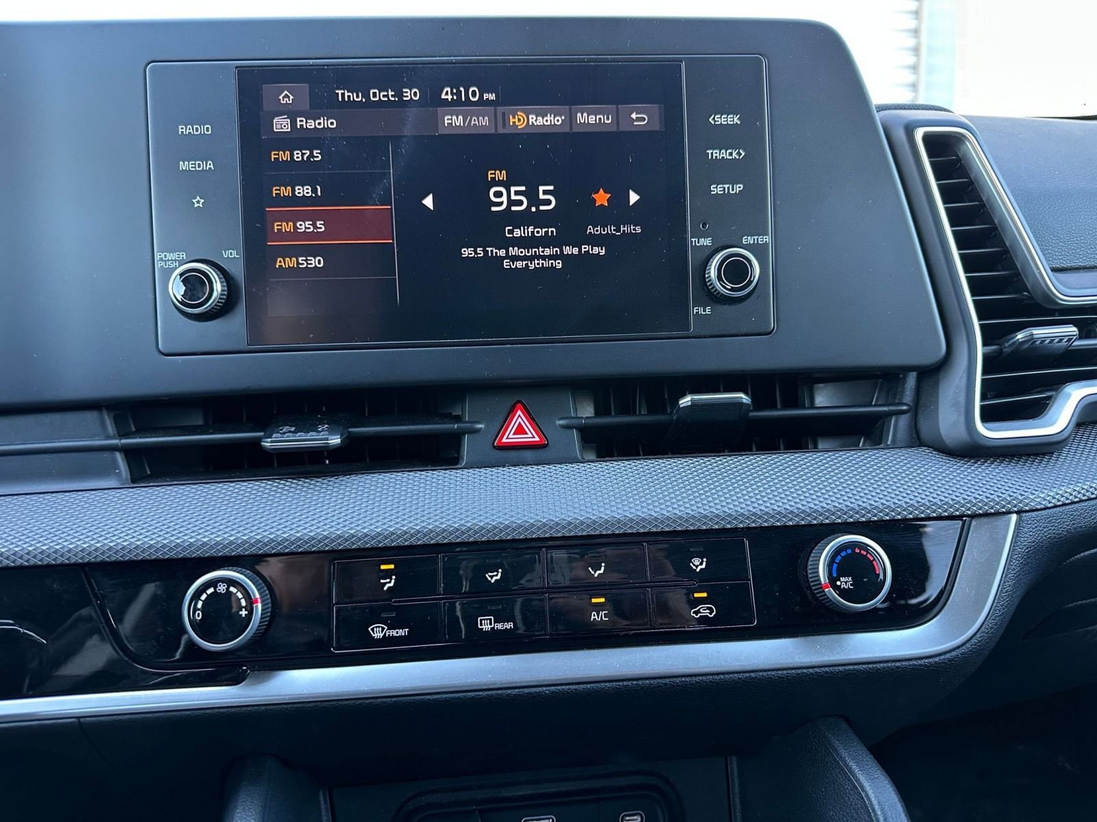 Thumbnail: 2025 Kia Sportage - 18