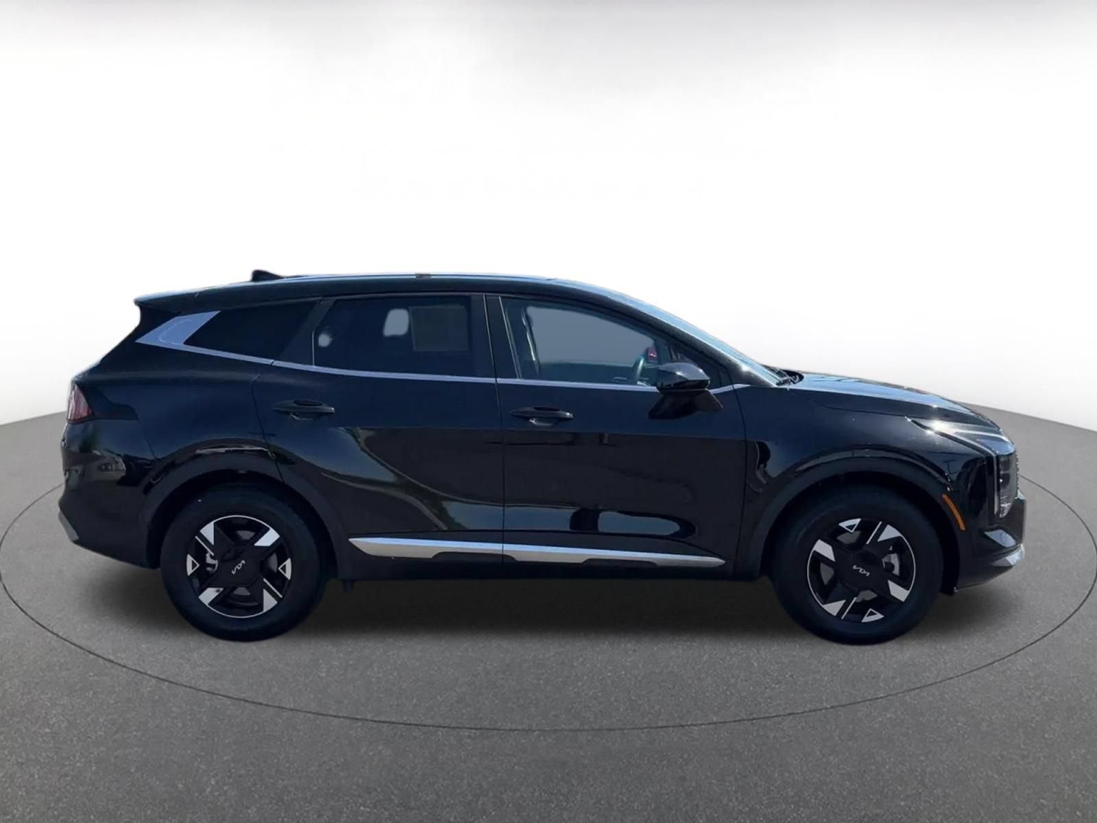 Thumbnail: 2026 Kia Sportage - 15