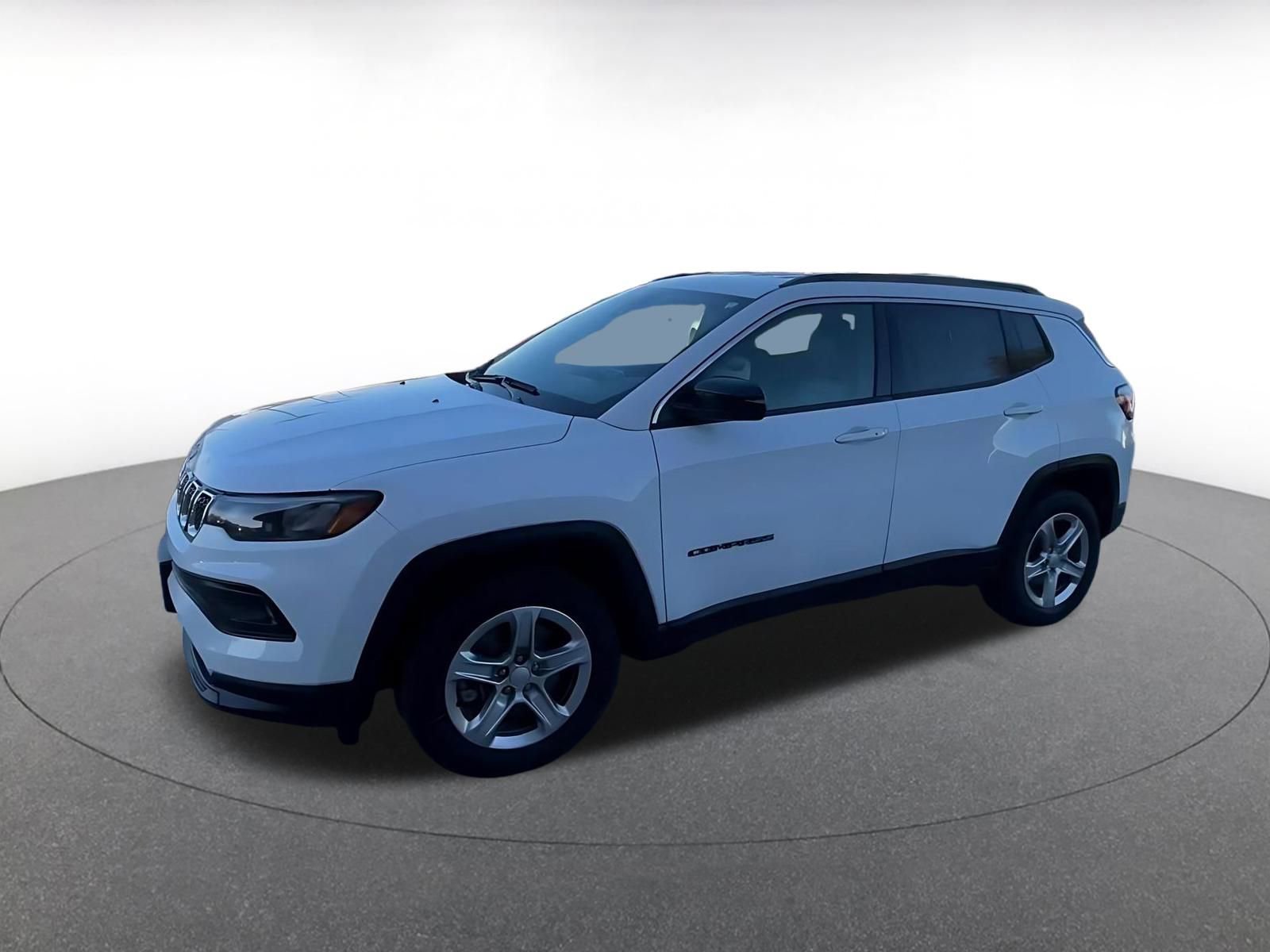 Thumbnail: 2023 Jeep Compass - 8