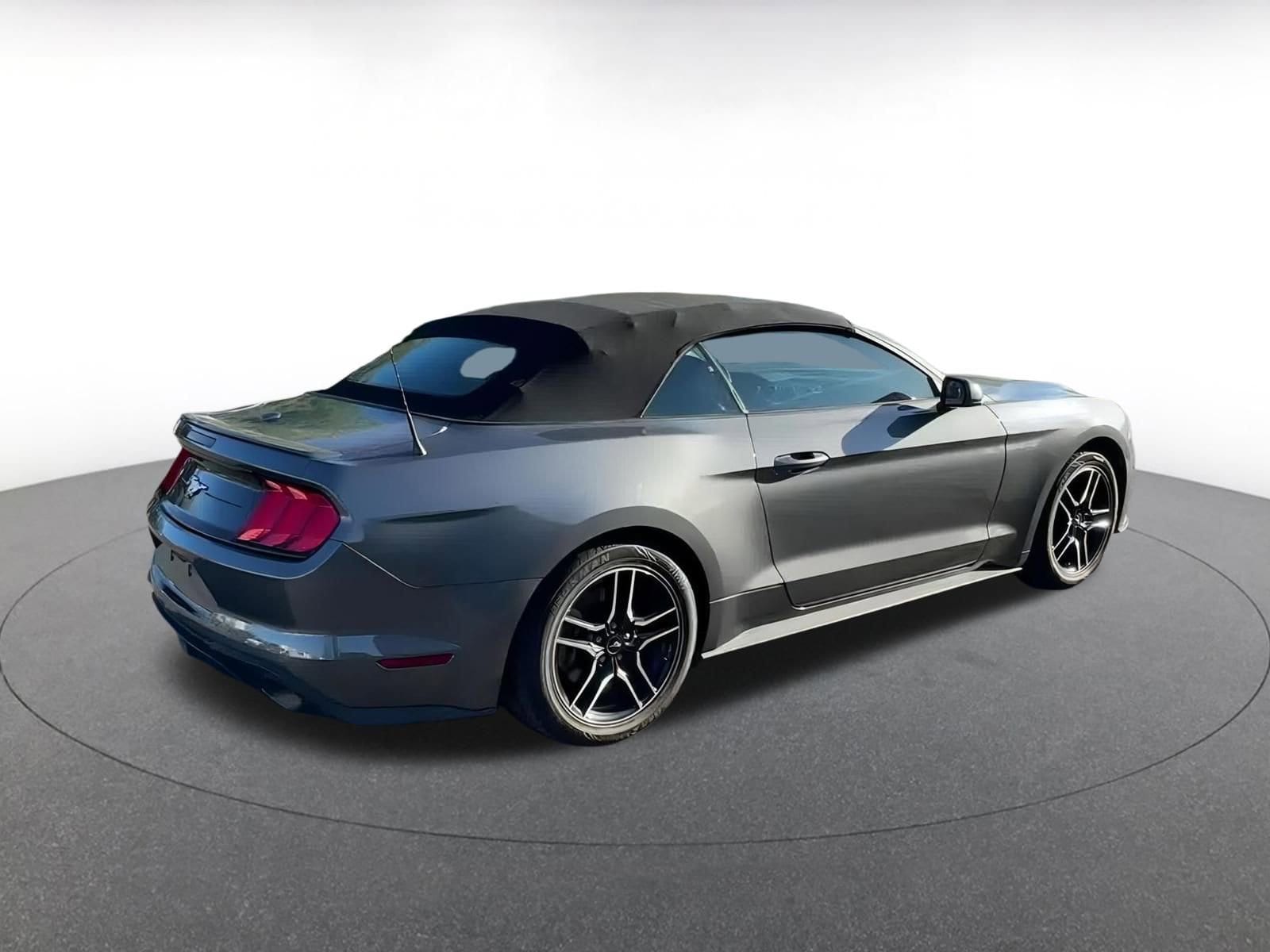 2023 Ford Mustang  15