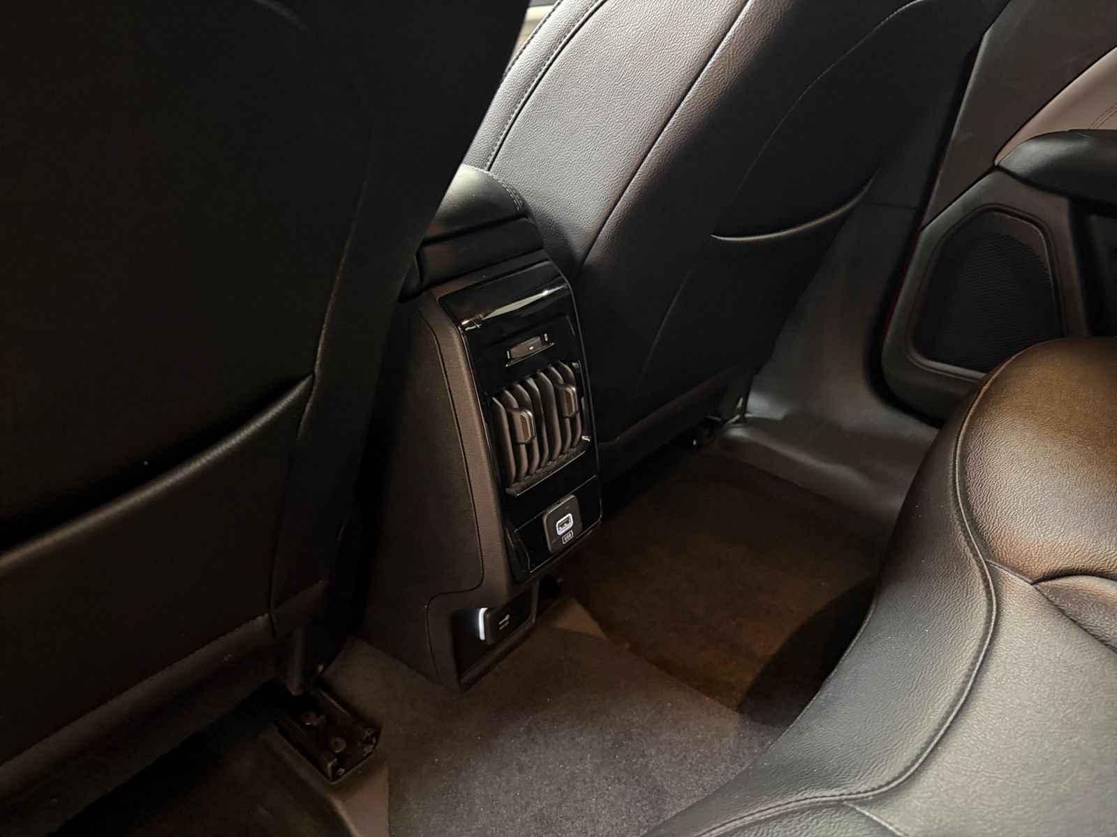 Thumbnail: 2025 Jeep Compass - 23