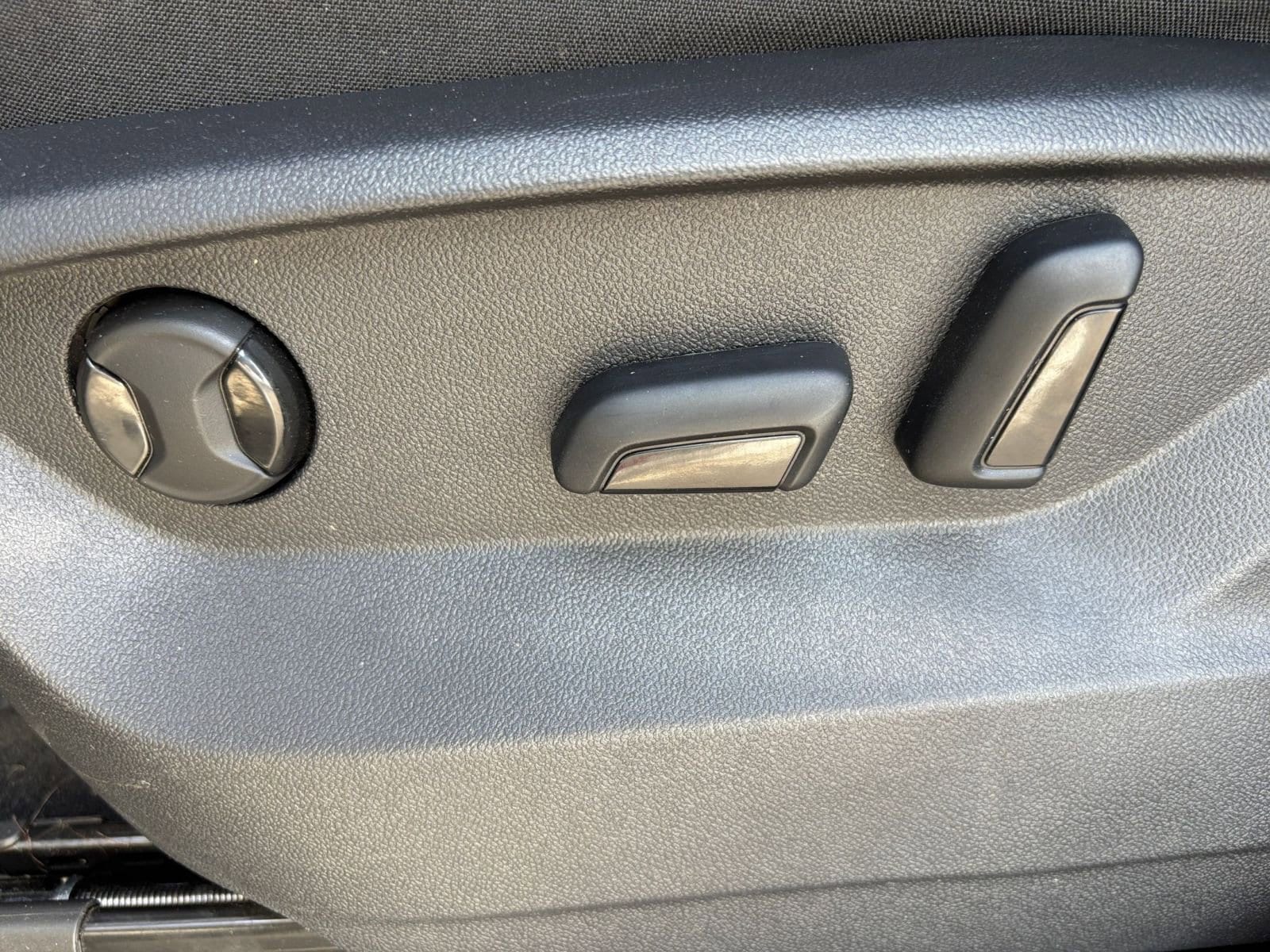 Thumbnail: 2025 Volkswagen Atlas - 22