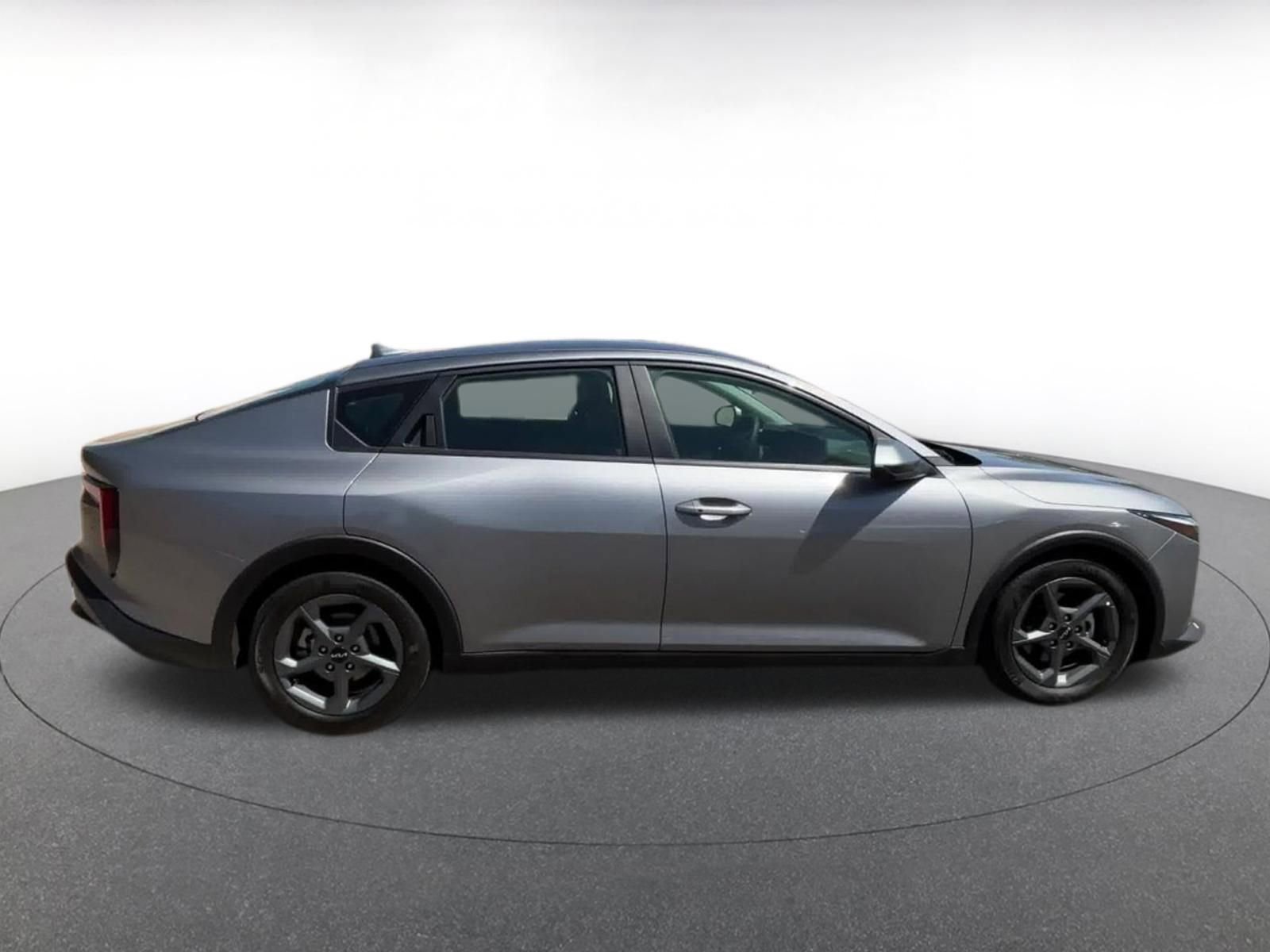 Thumbnail: 2025 Kia K4 - 16