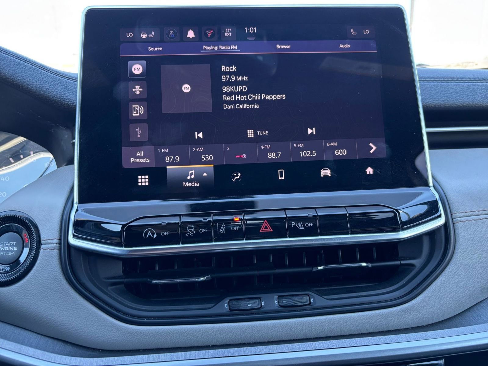 Thumbnail: 2025 Jeep Compass - 20