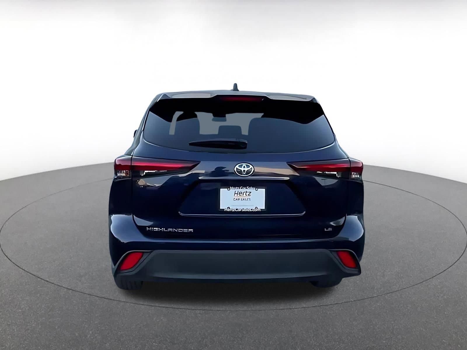Thumbnail: 2025 Toyota Highlander - 12