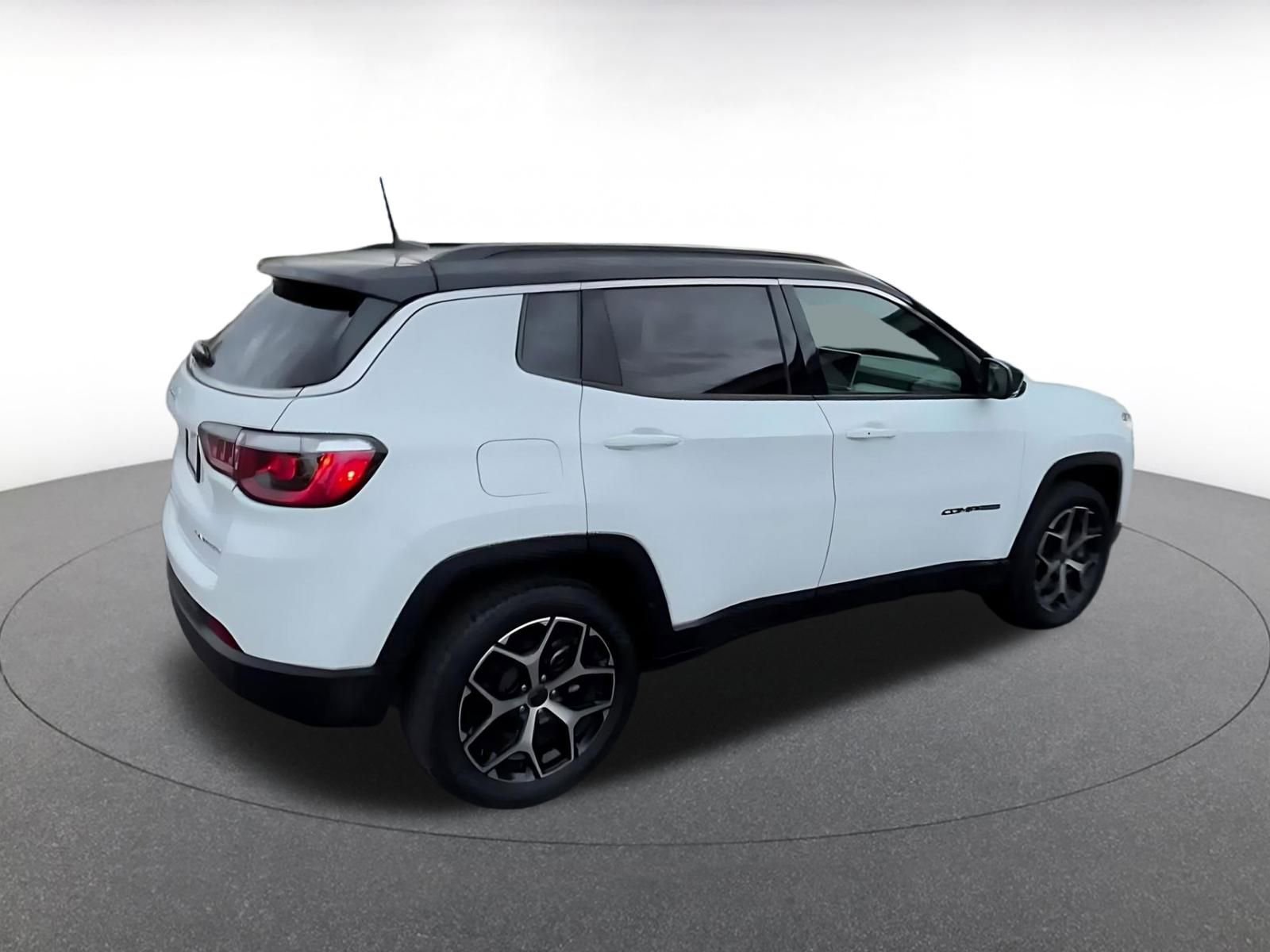 Thumbnail: 2025 Jeep Compass - 15