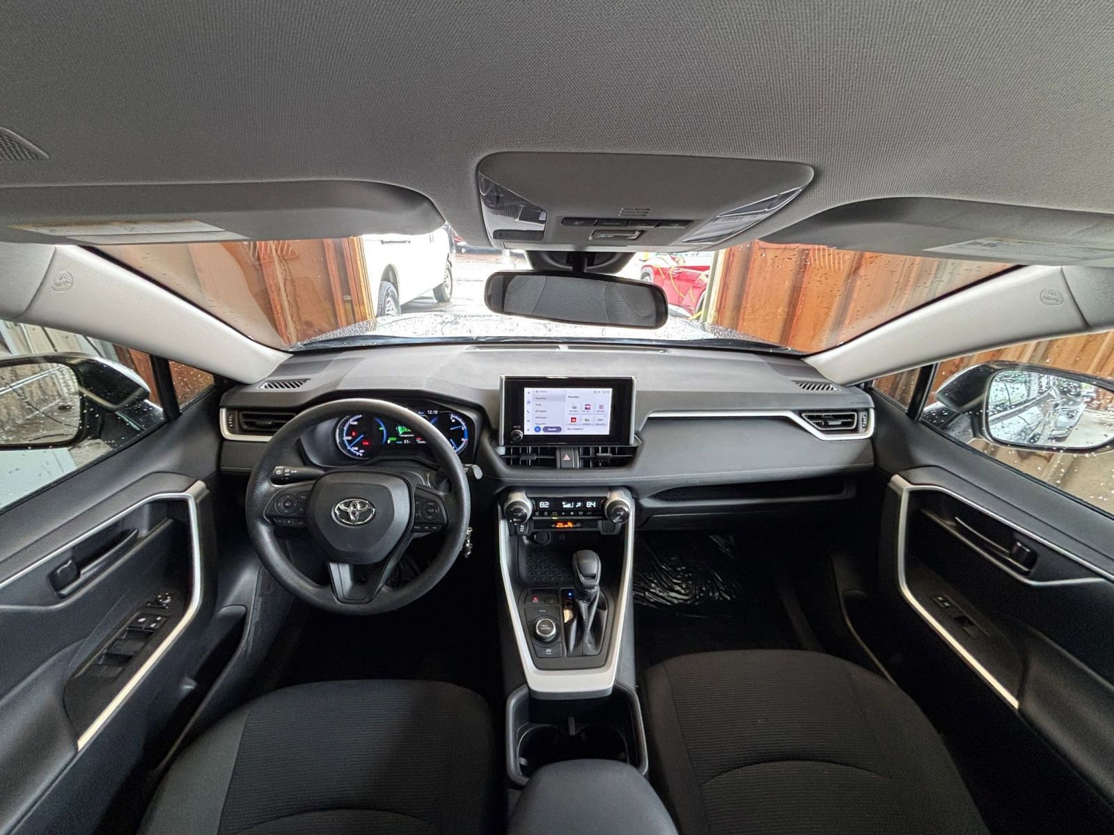 Thumbnail: 2025 Toyota RAV4 - 33