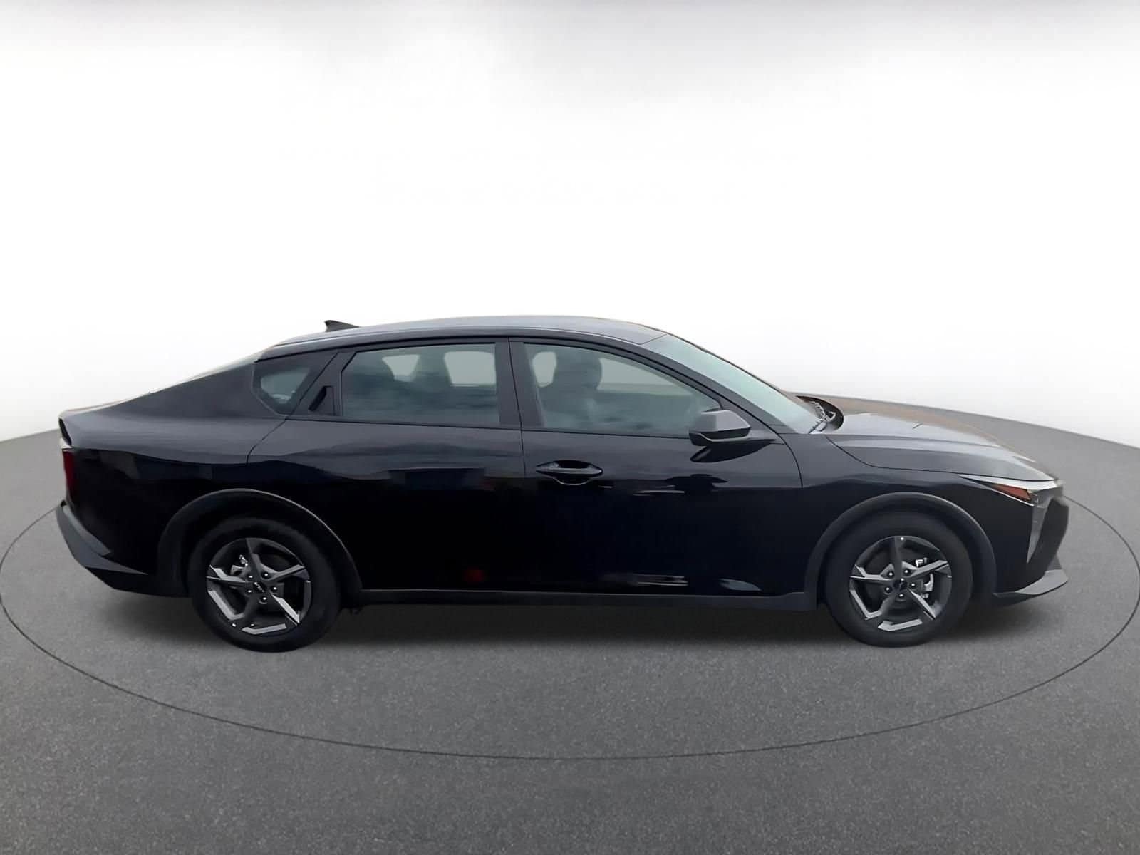 Thumbnail: 2025 Kia K4 - 16