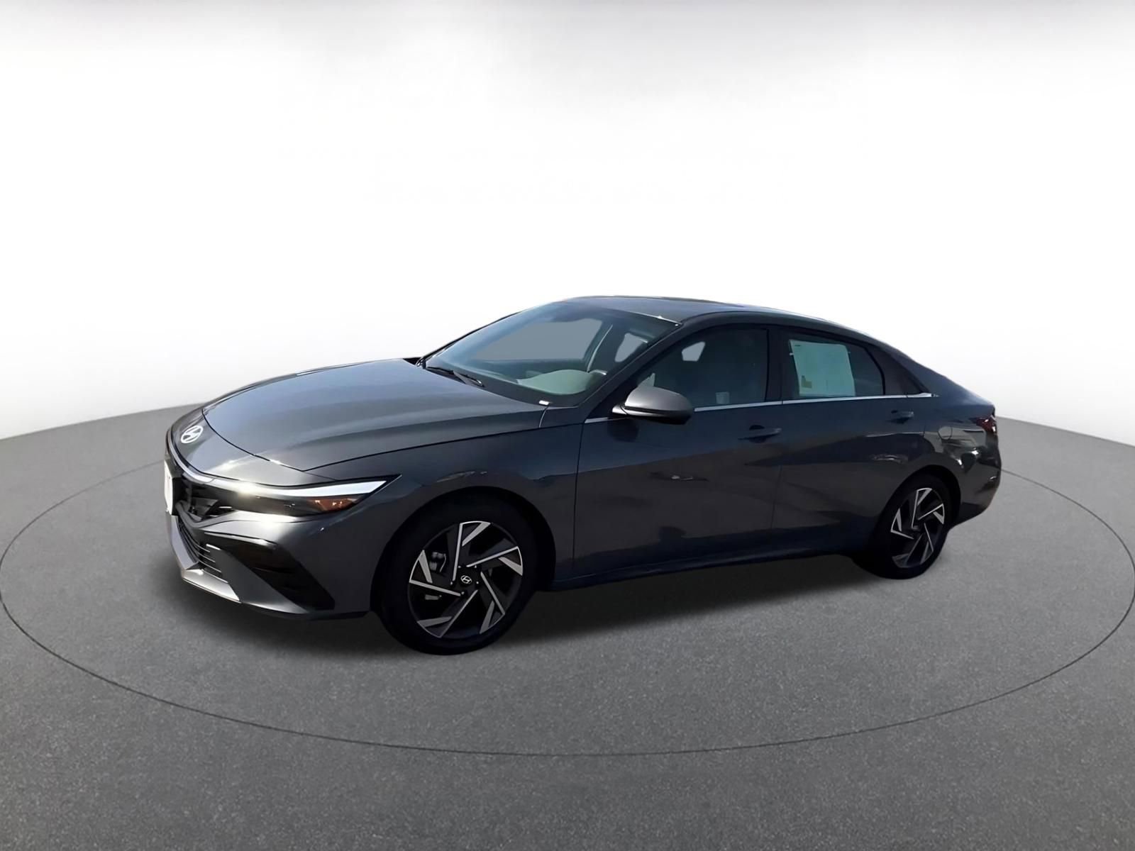 Thumbnail: 2025 Hyundai Elantra - 8