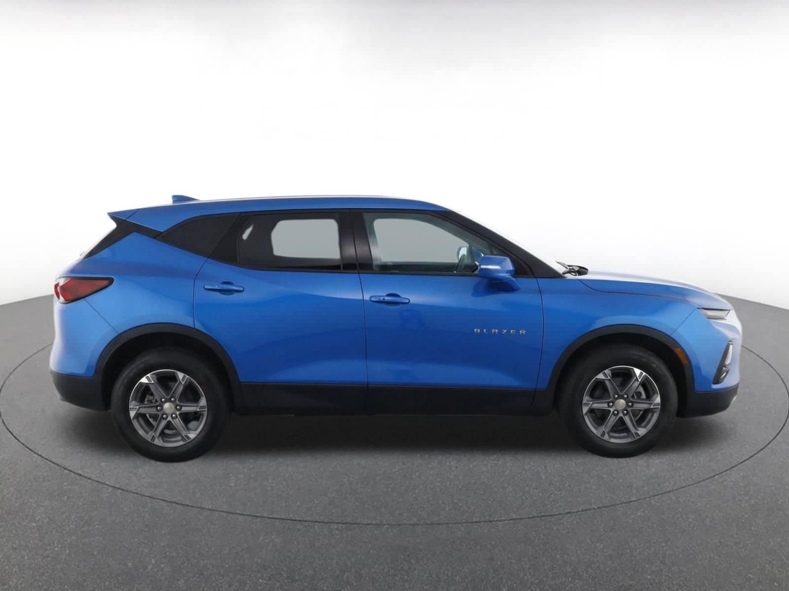 Thumbnail: 2025 Chevrolet Blazer - 8