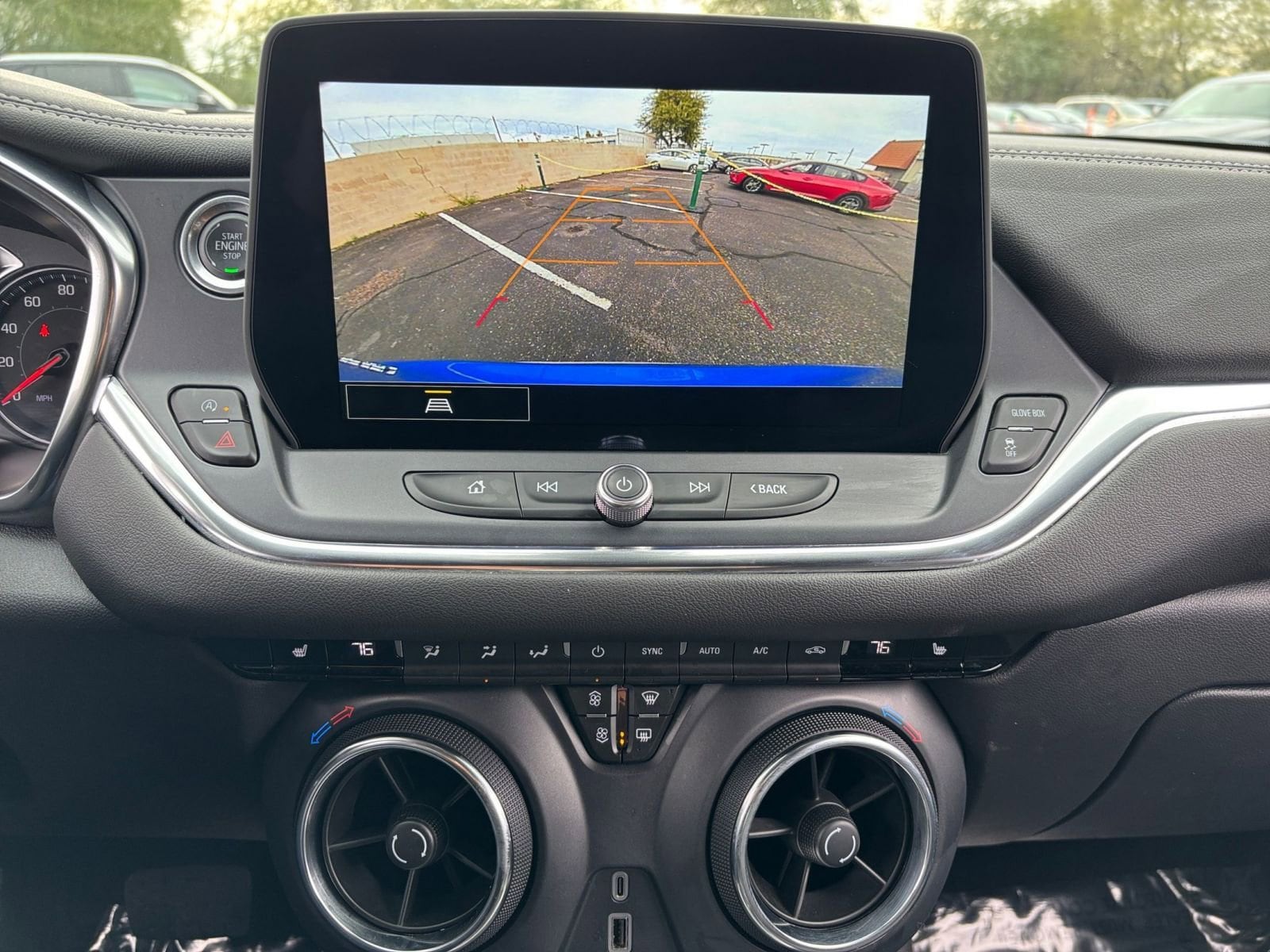 Thumbnail: 2025 Chevrolet Blazer - 18