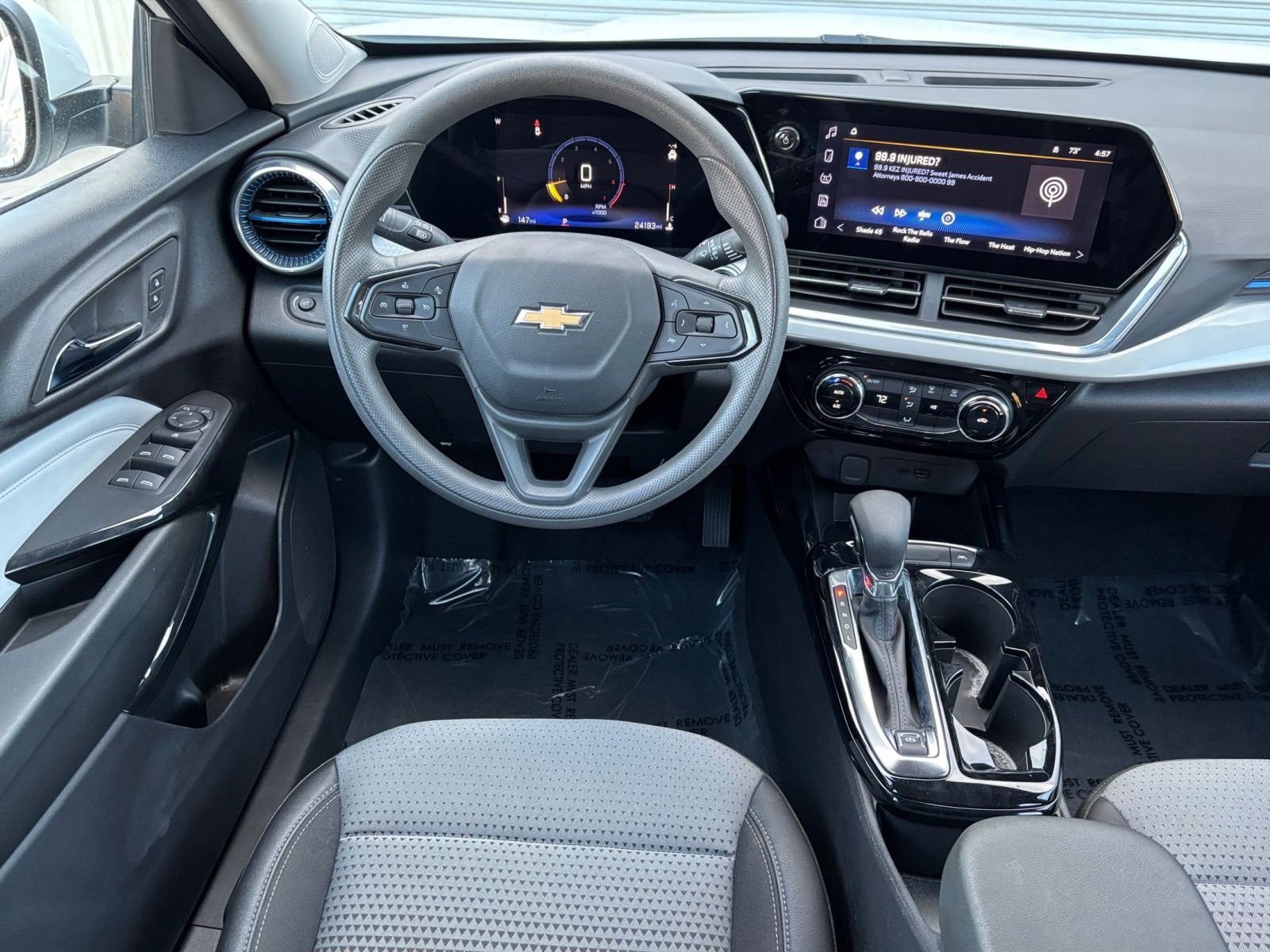 Thumbnail: 2025 Chevrolet Trax - 32