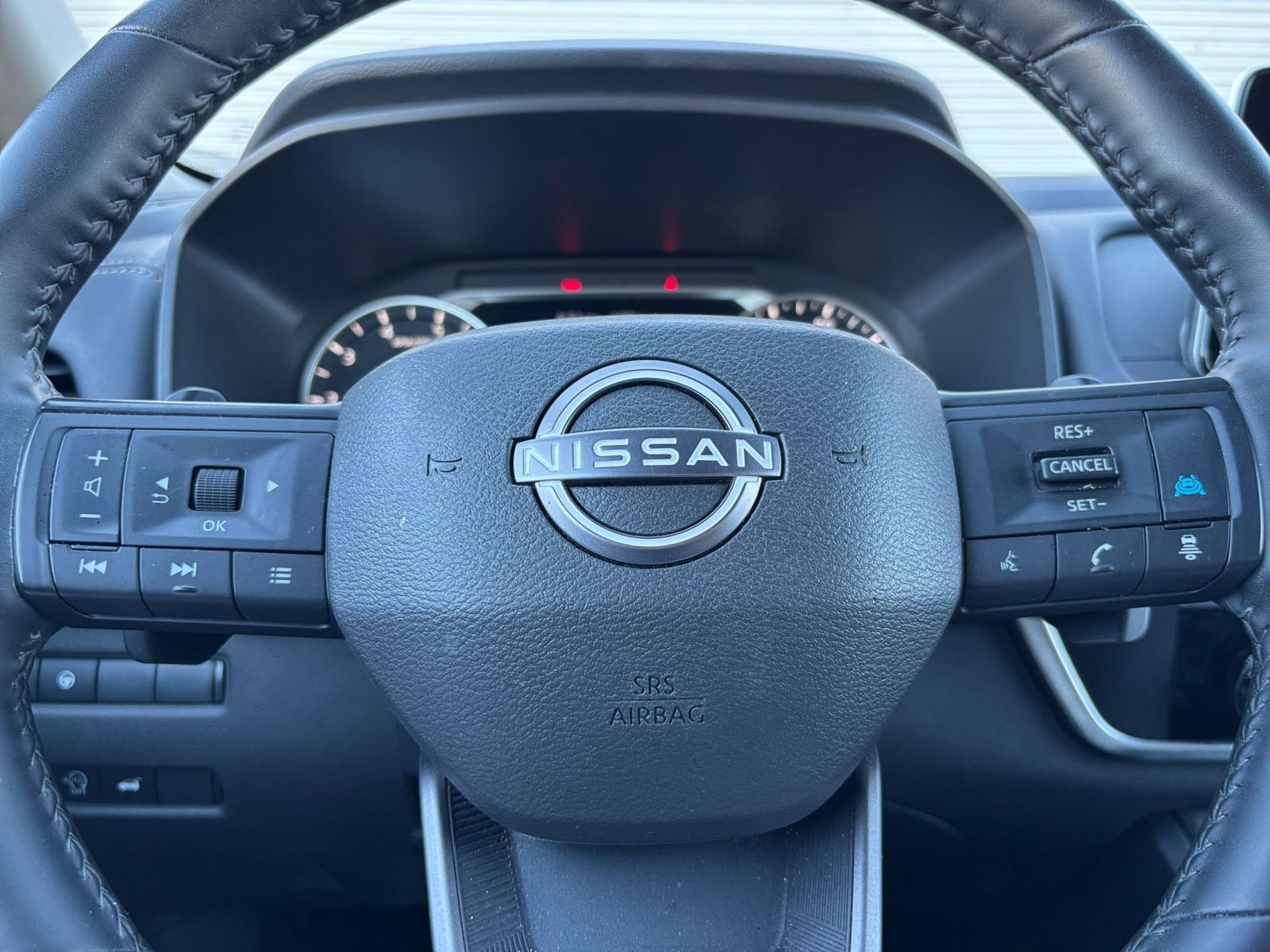 Thumbnail: 2025 Nissan Rogue - 30