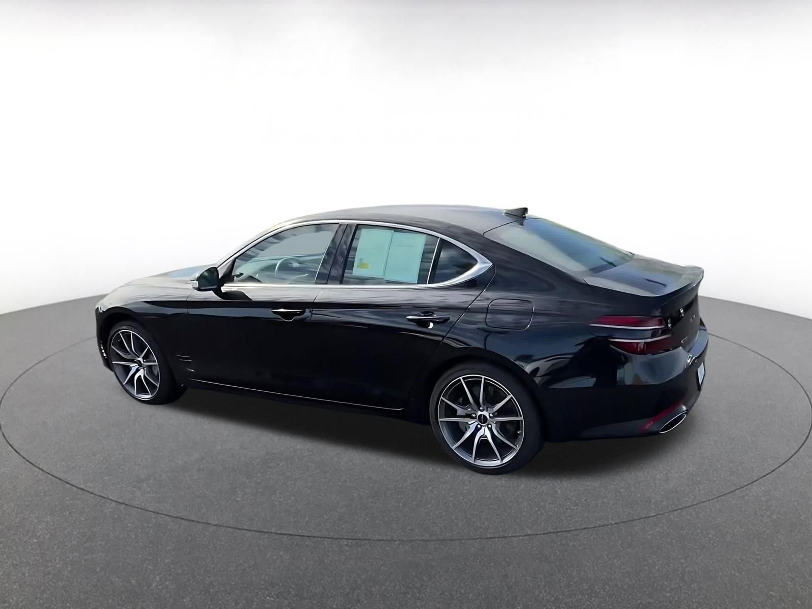 Thumbnail: 2025 Genesis G70 - 10