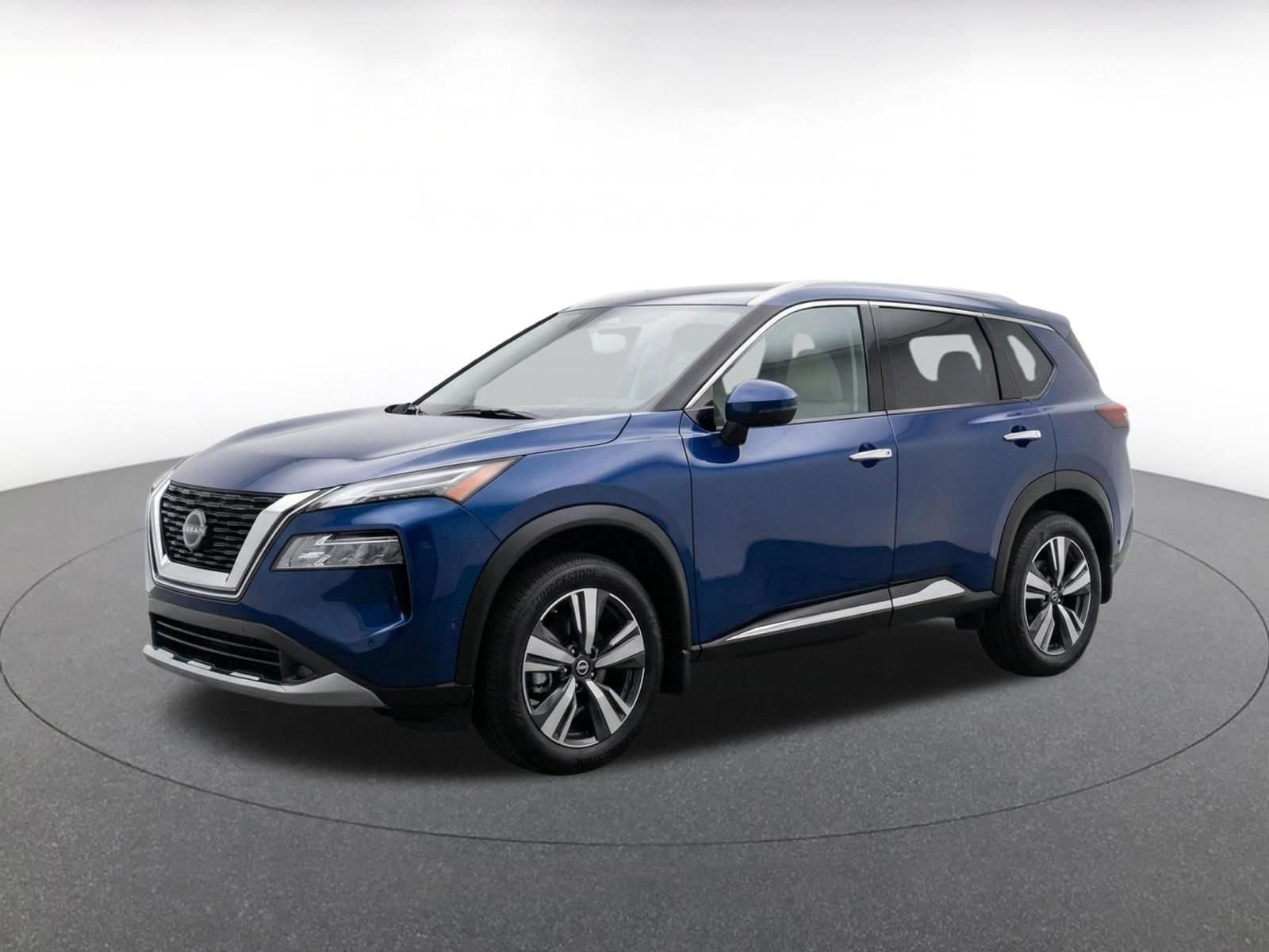 Thumbnail: 2026 Nissan Rogue - 3