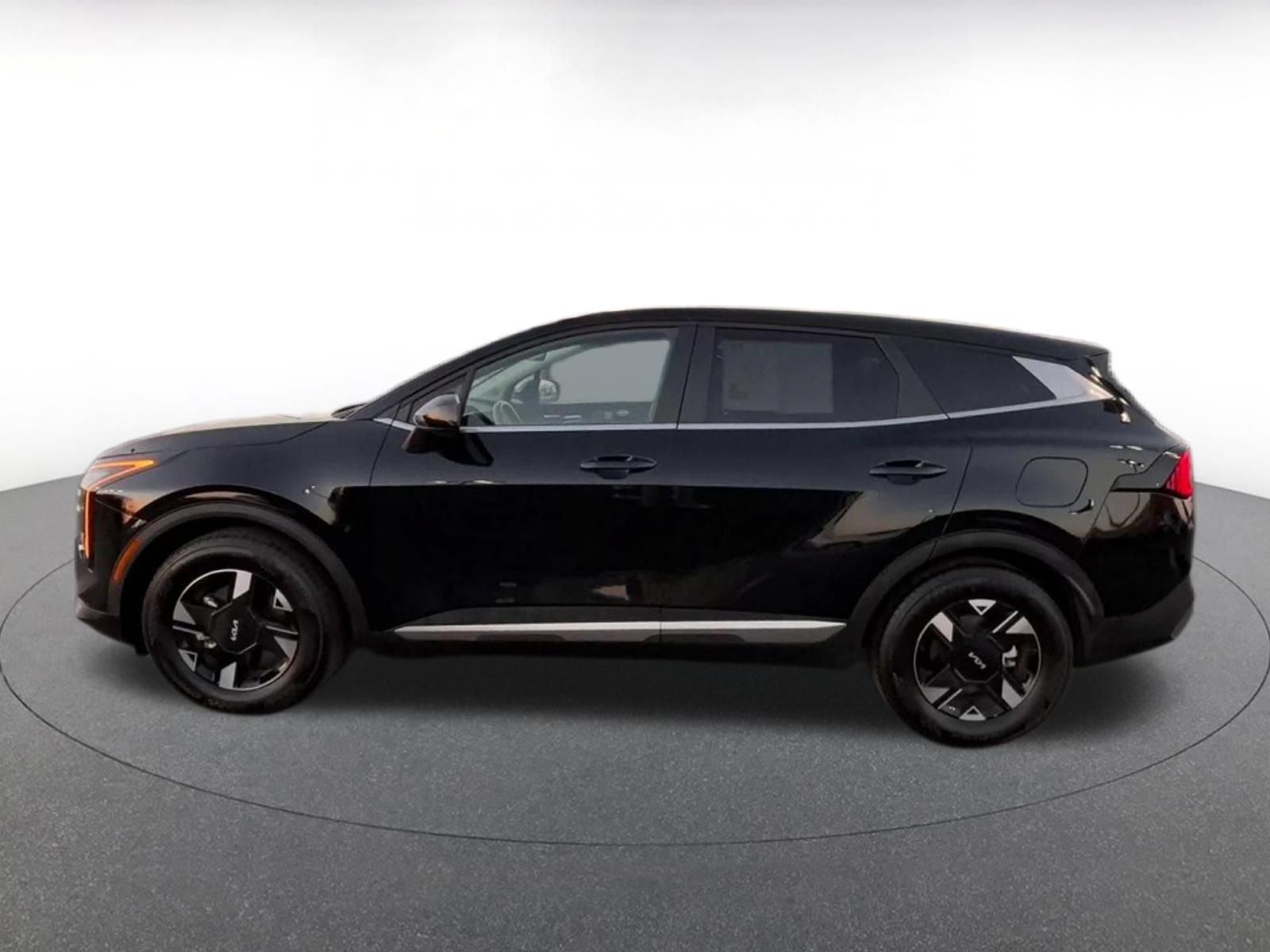 Thumbnail: 2026 Kia Sportage - 9
