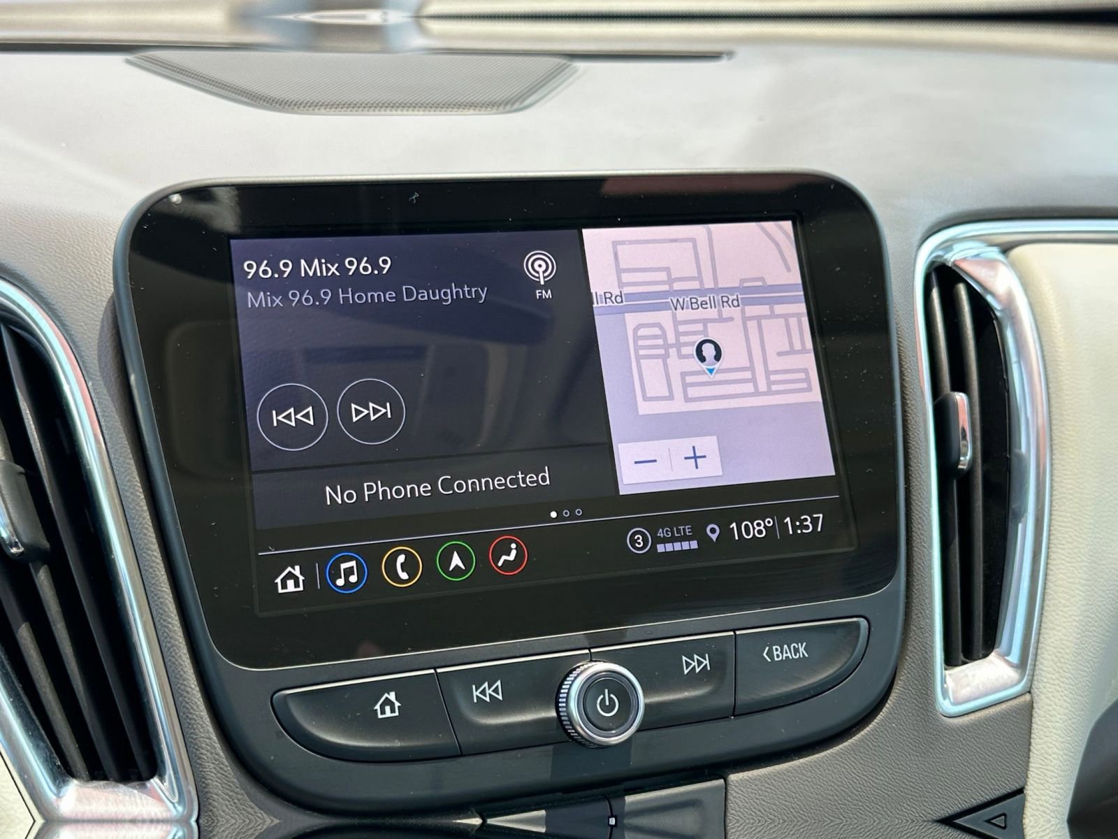 Thumbnail: 2024 Chevrolet Malibu - 21