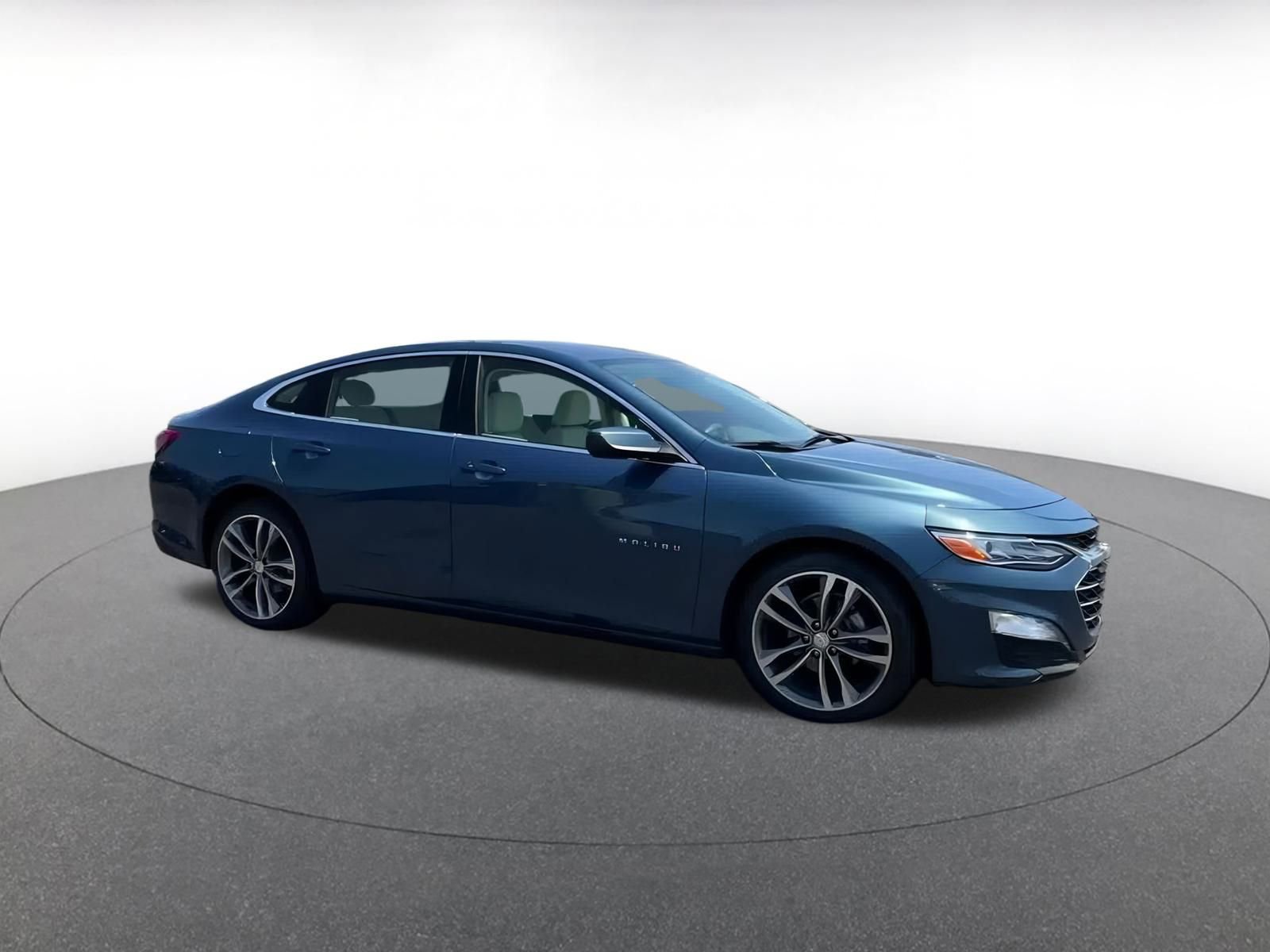 Thumbnail: 2024 Chevrolet Malibu - 2