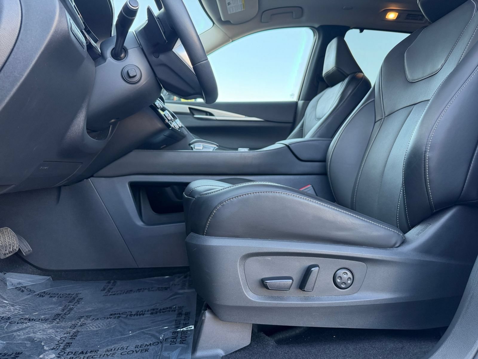 Thumbnail: 2026 INFINITI QX60 - 30