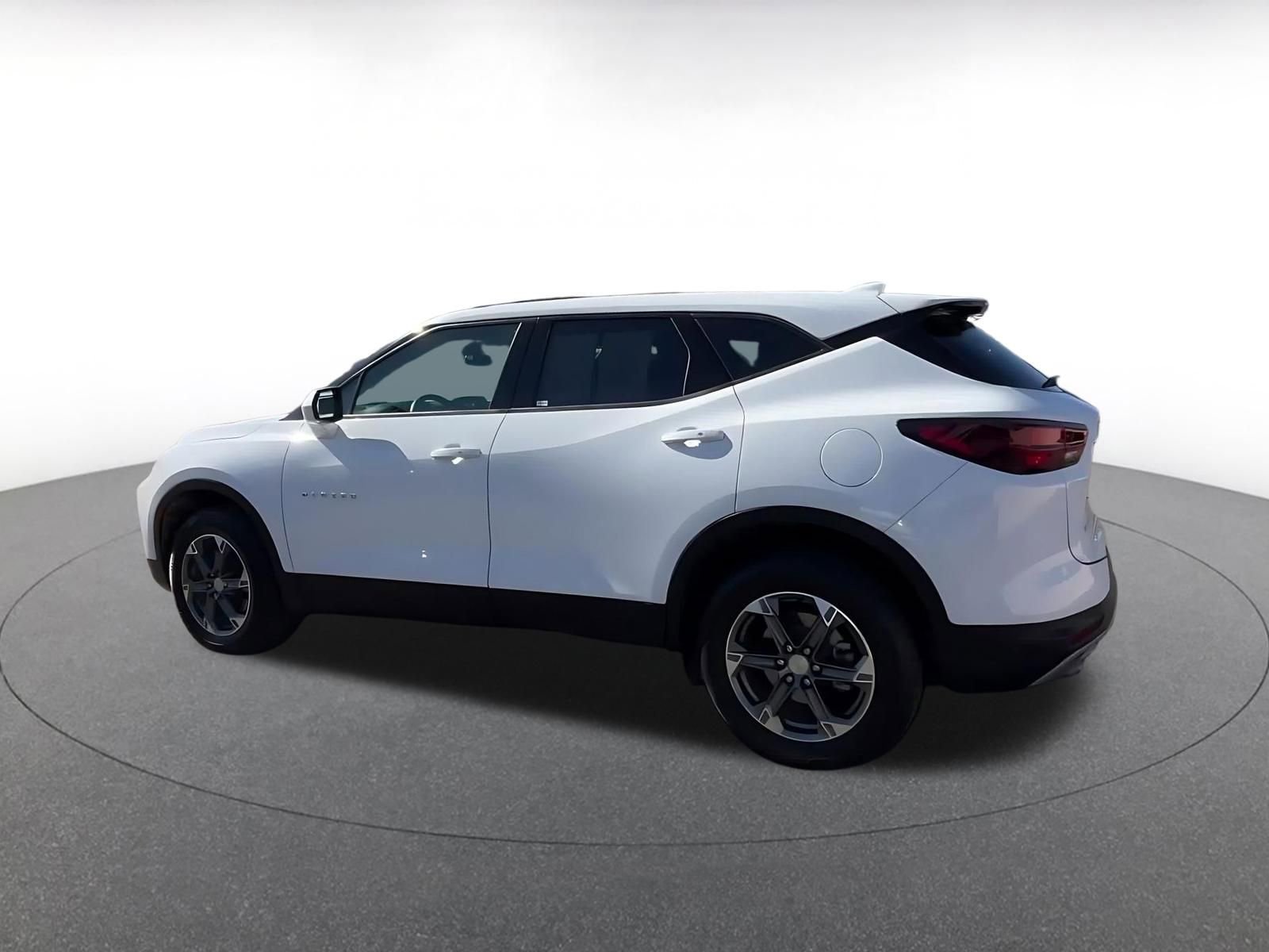 Thumbnail: 2025 Chevrolet Blazer - 10