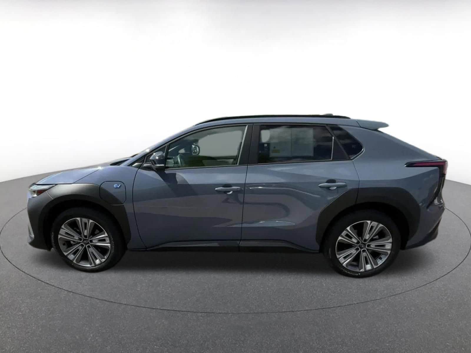 Thumbnail: 2023 Subaru Solterra - 8