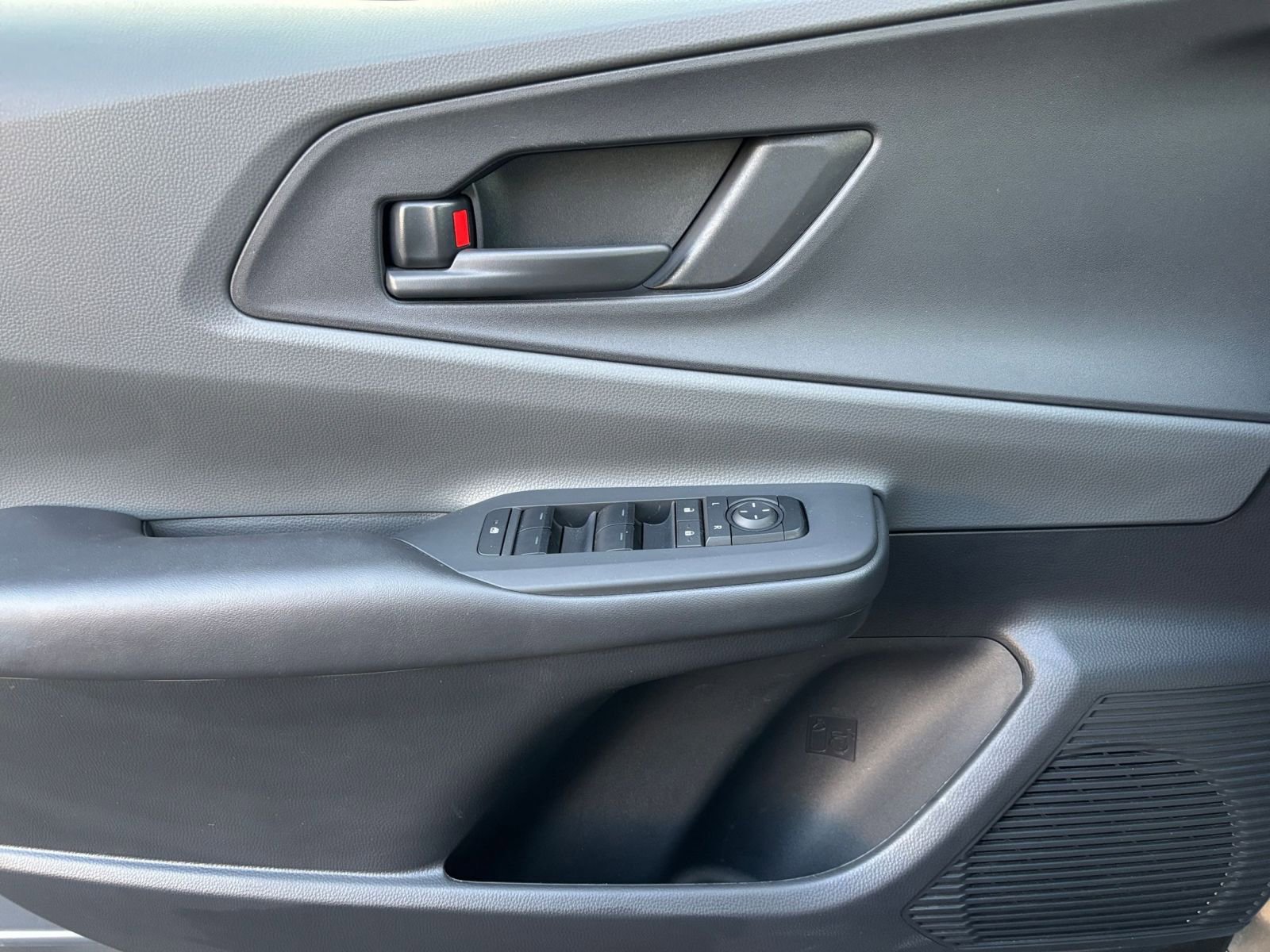 Thumbnail: 2025 Toyota Prius - 20