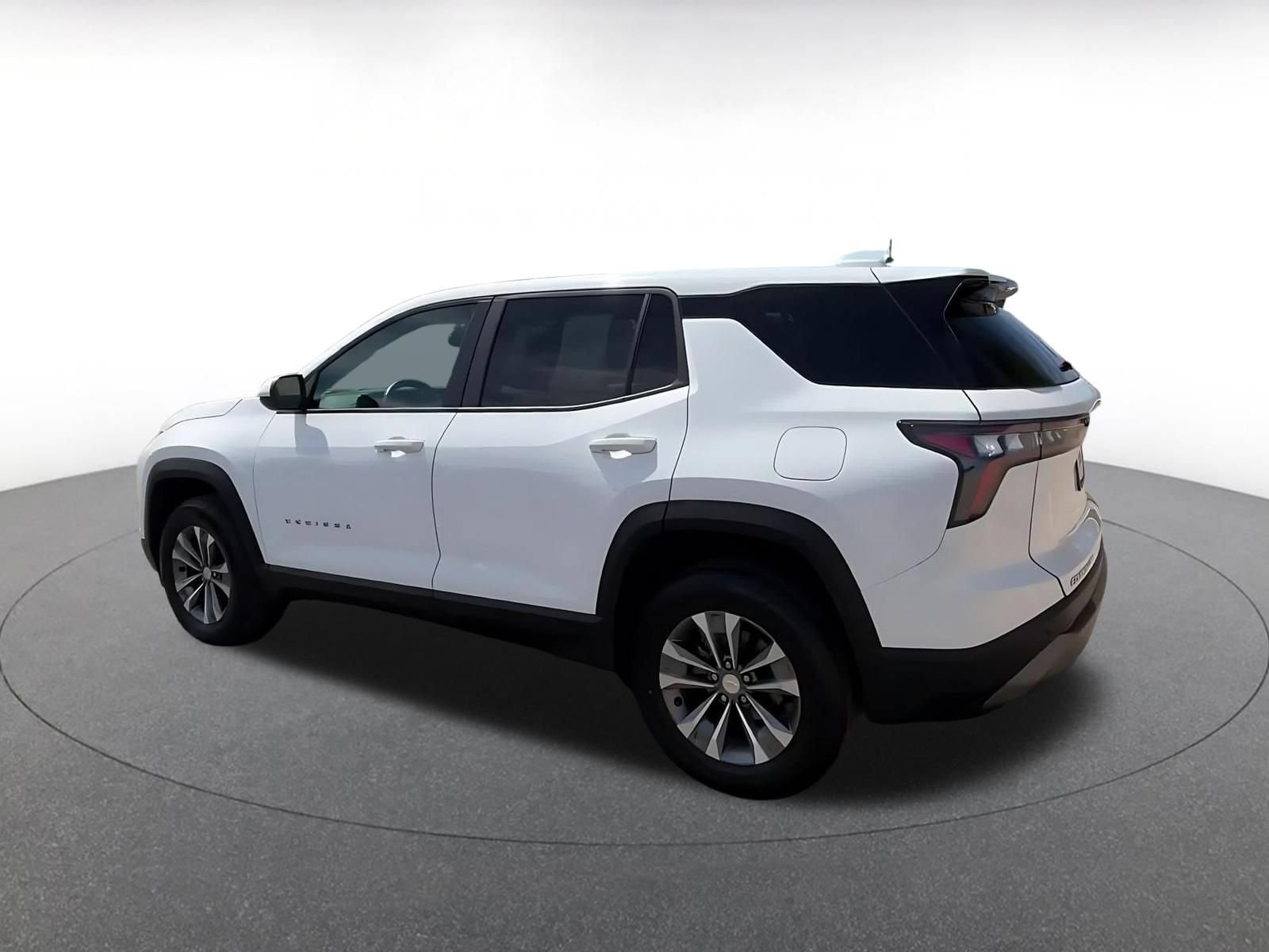 Thumbnail: 2025 Chevrolet Equinox - 10