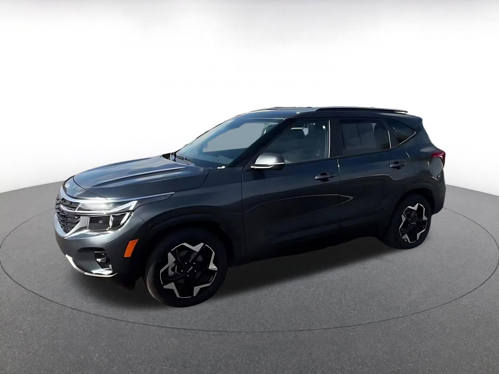 Thumbnail: 2025 Kia Seltos - 8