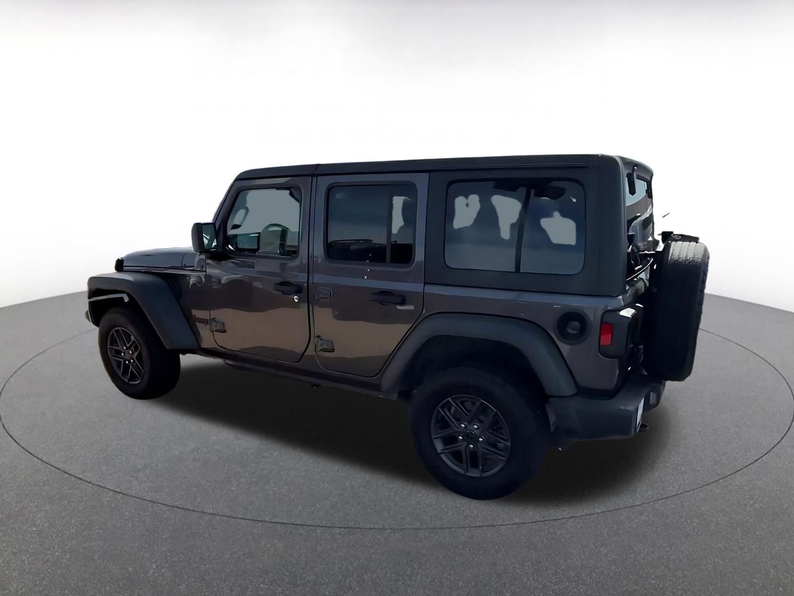Thumbnail: 2025 Jeep Wrangler - 9